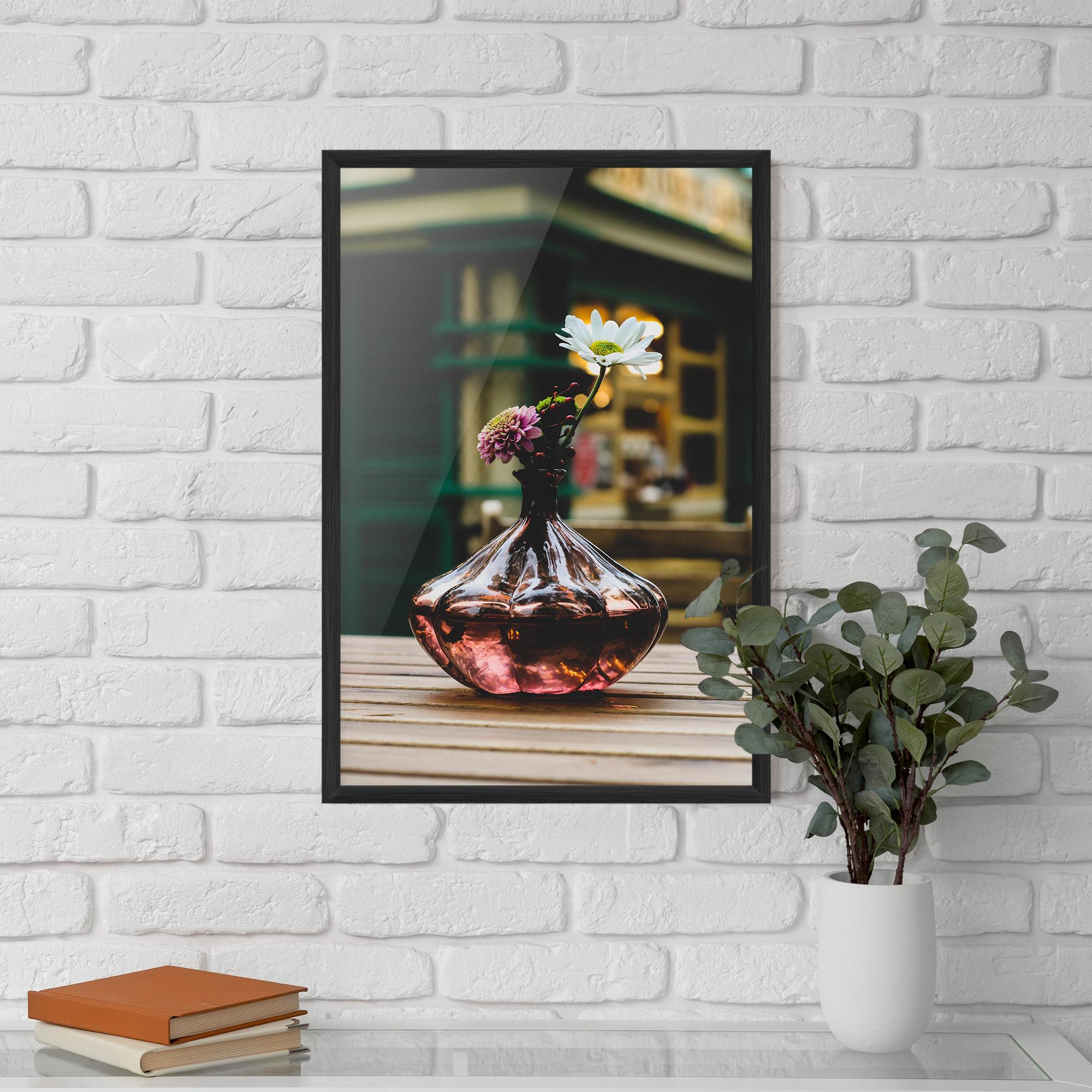 Poster Înrămat Pink Vase Flower mockup 5