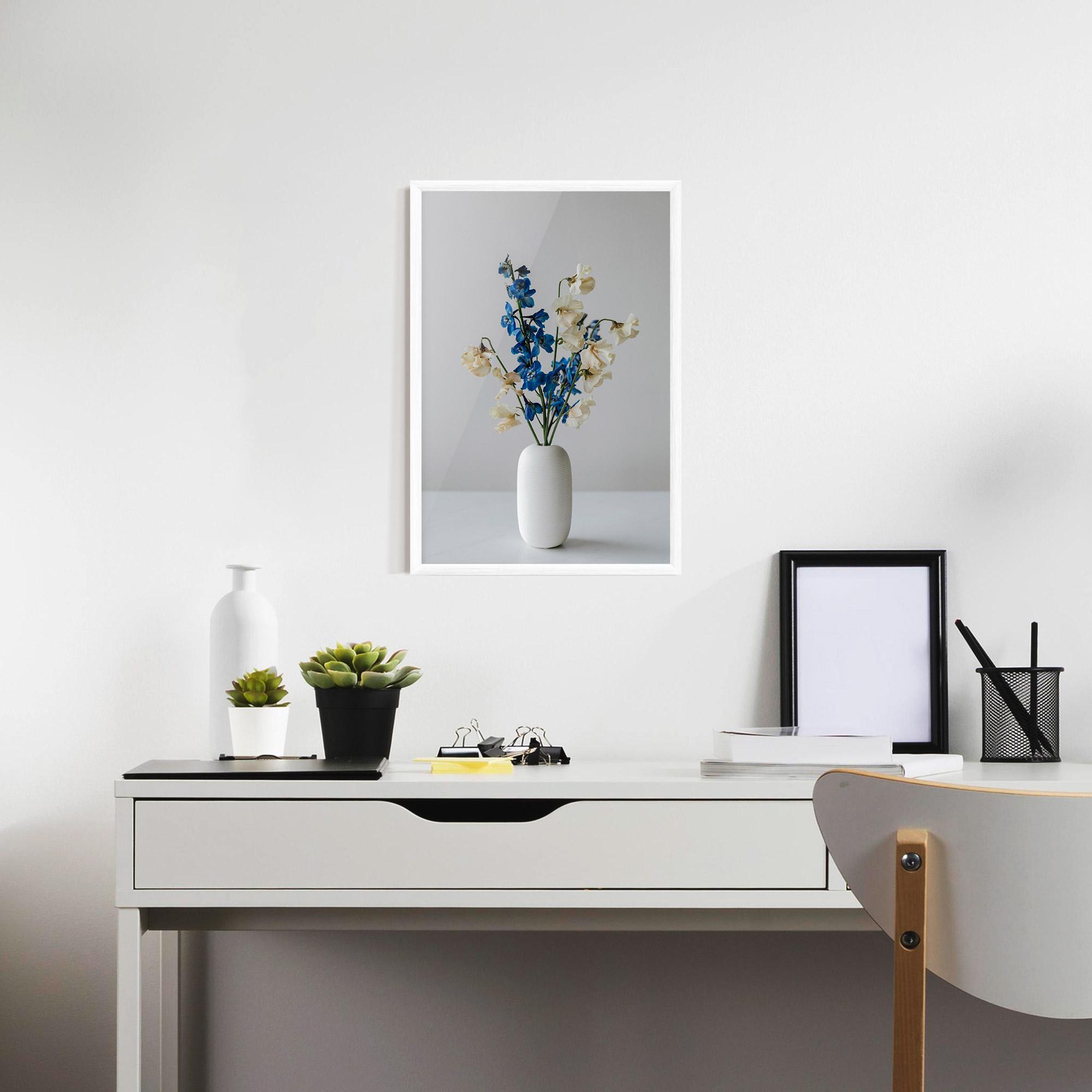 Poster Înrămat Blue White Vase mockup 7