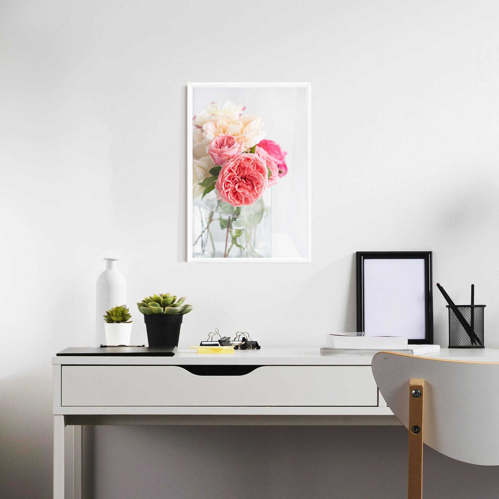 Poster Înrămat Pink Rose Vase mockup 7