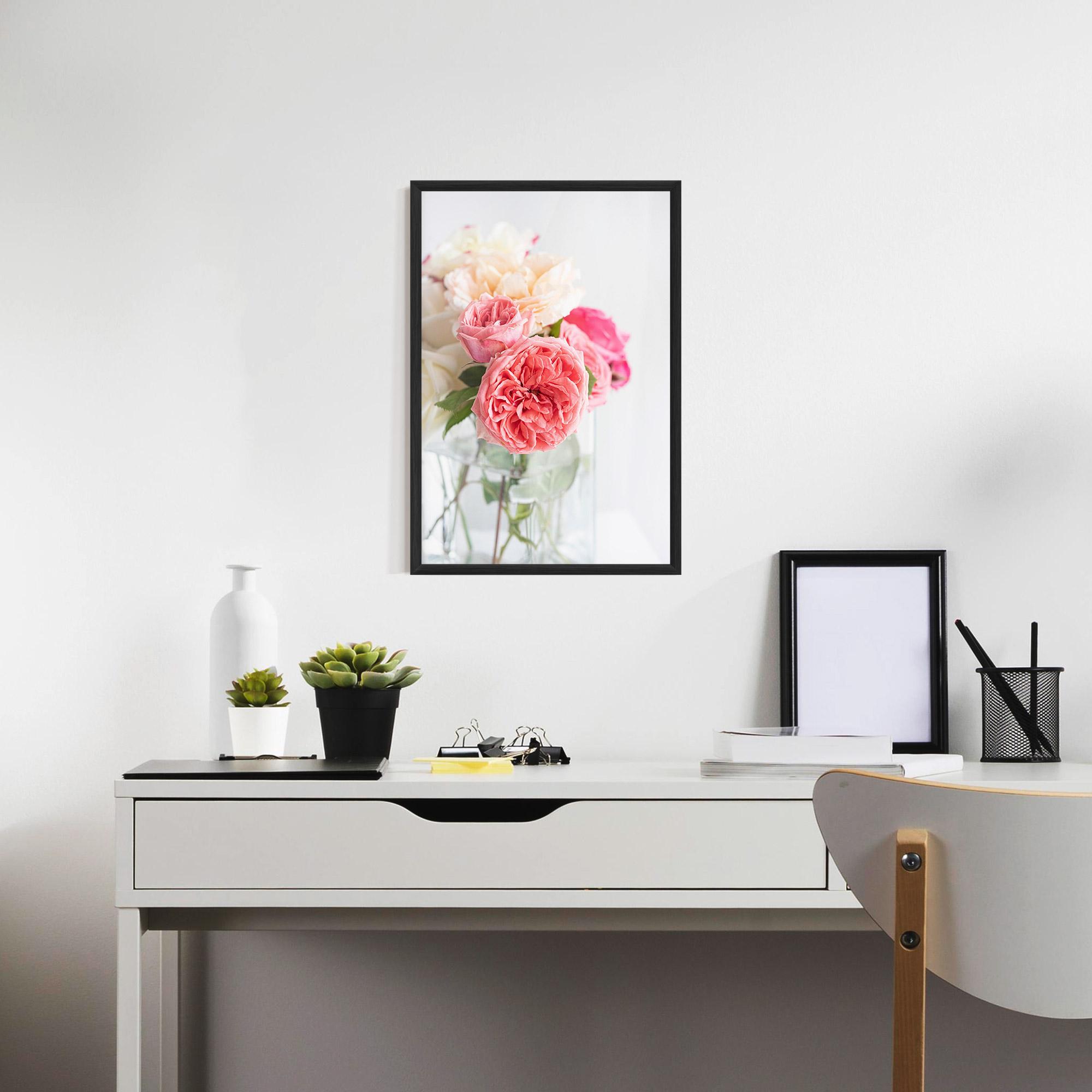 Poster Înrămat Pink Rose Vase mockup 7