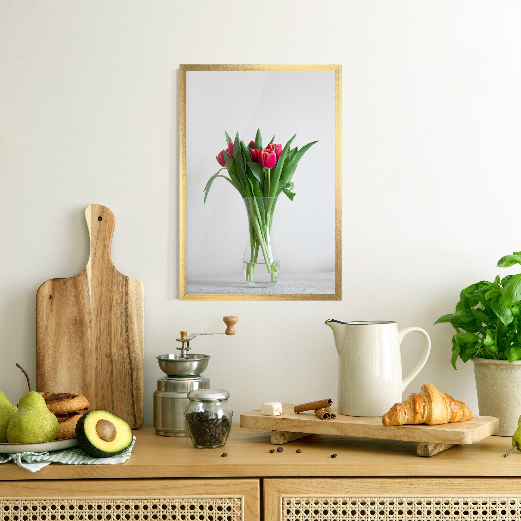 Poster Înrămat Pretty Tulips Vase mockup 8