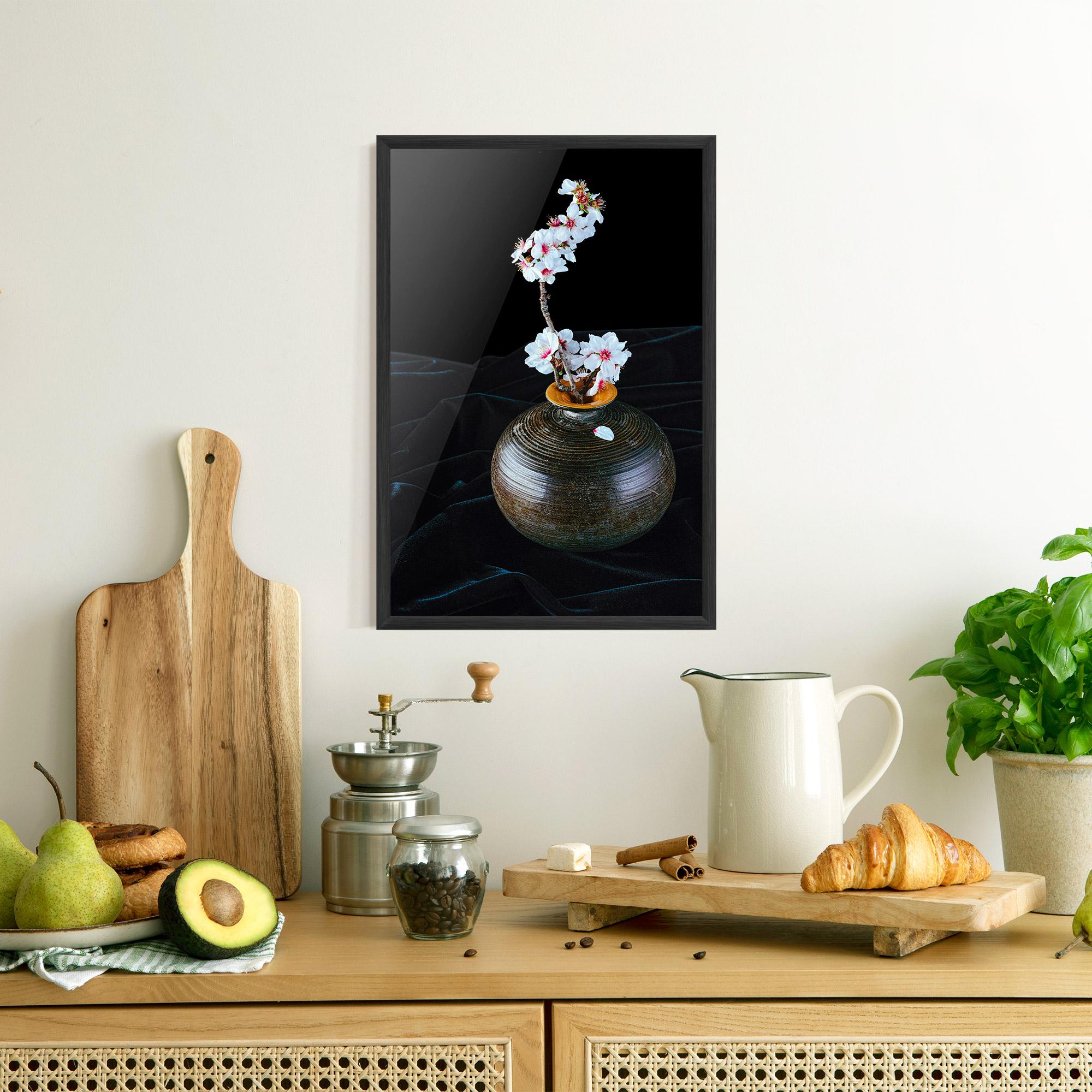 Poster Înrămat Brown Vase Flowers mockup 8