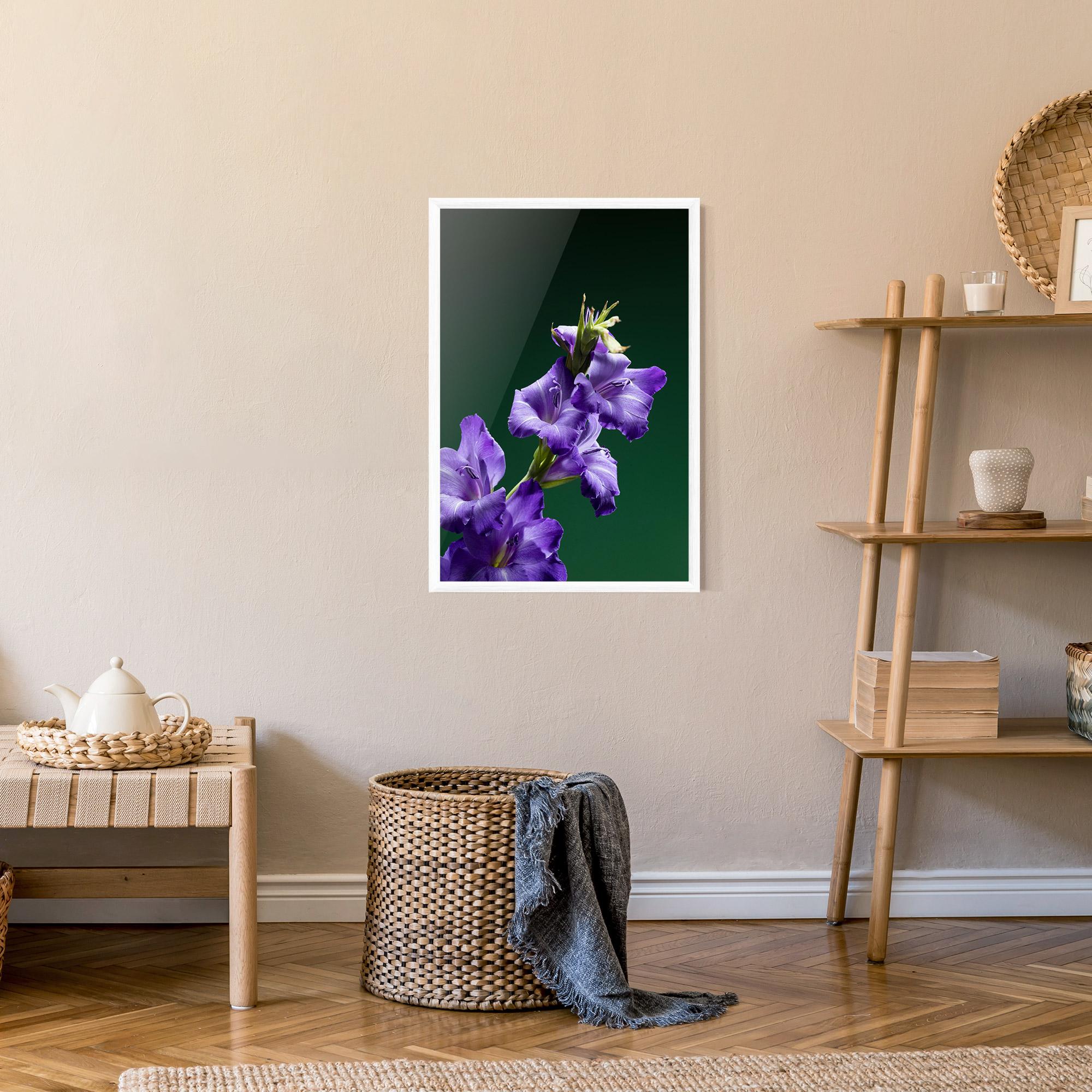 Poster Înrămat Iris On Green mockup 9