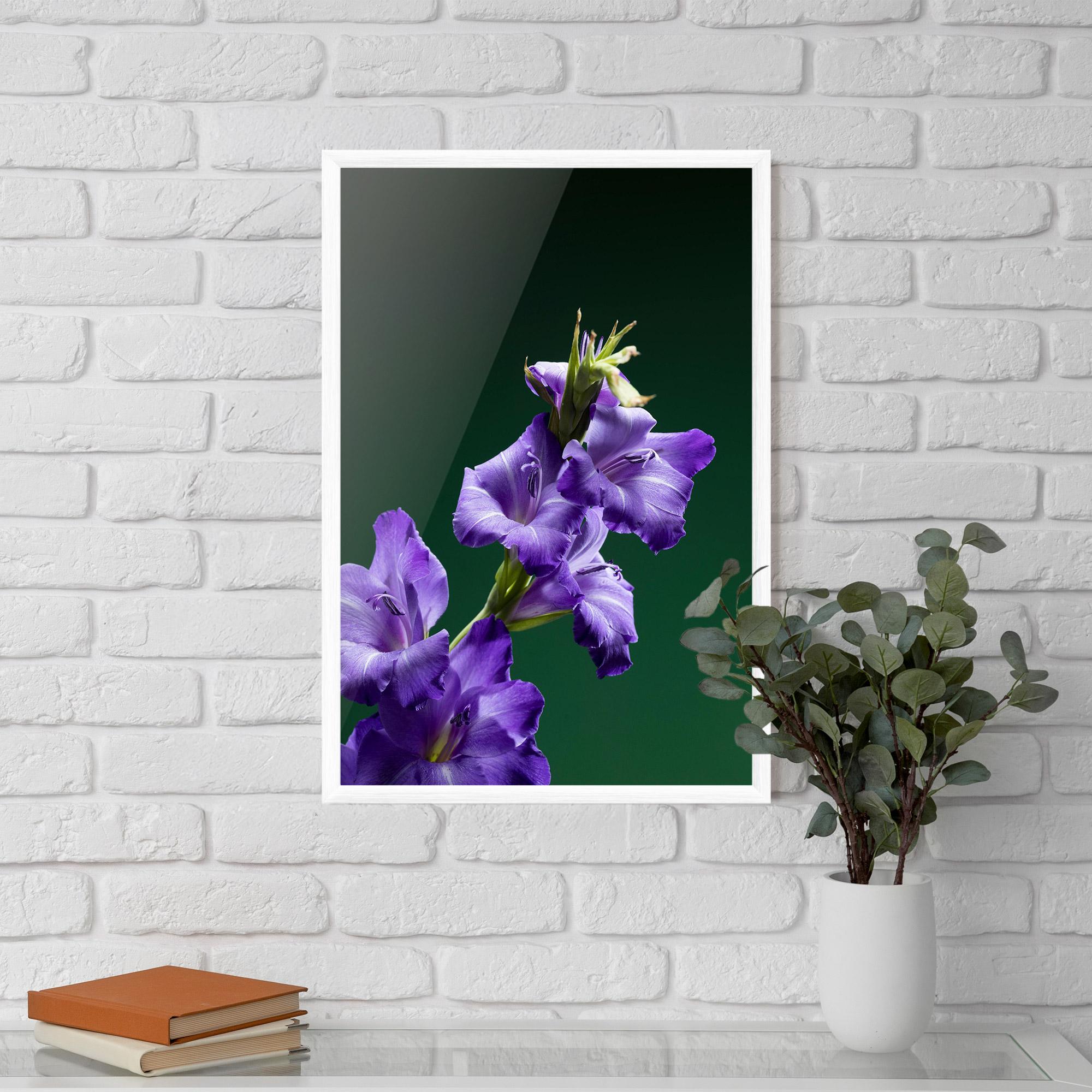 Poster Înrămat Iris On Green mockup 5