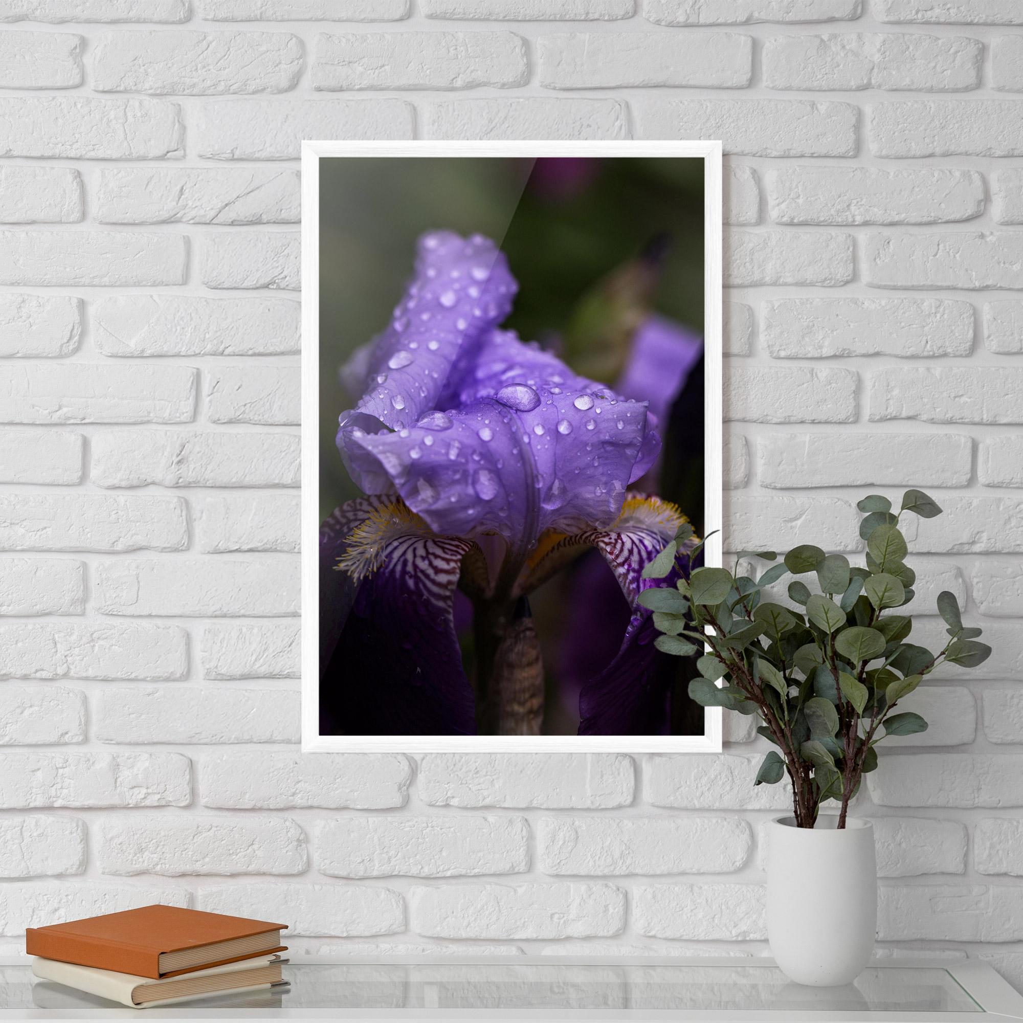 Poster Înrămat Rain In The Garden mockup 5