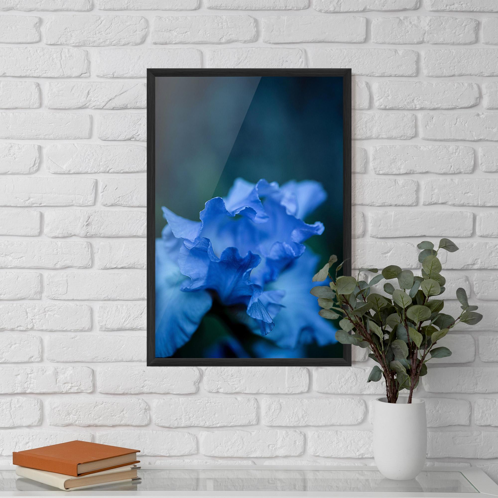 Poster Înrămat Ocean Blue Iris mockup 5