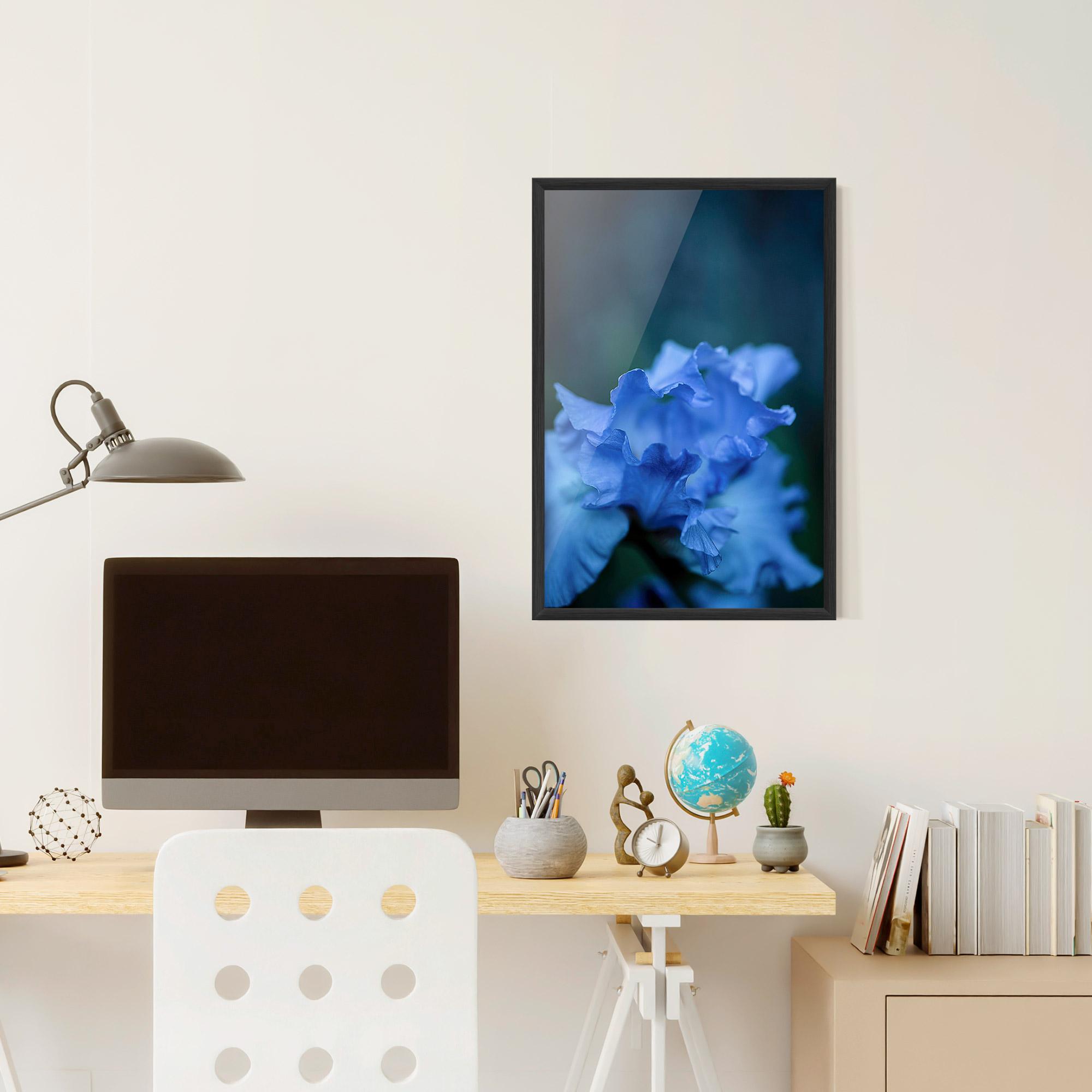 Poster Înrămat Ocean Blue Iris mockup 6