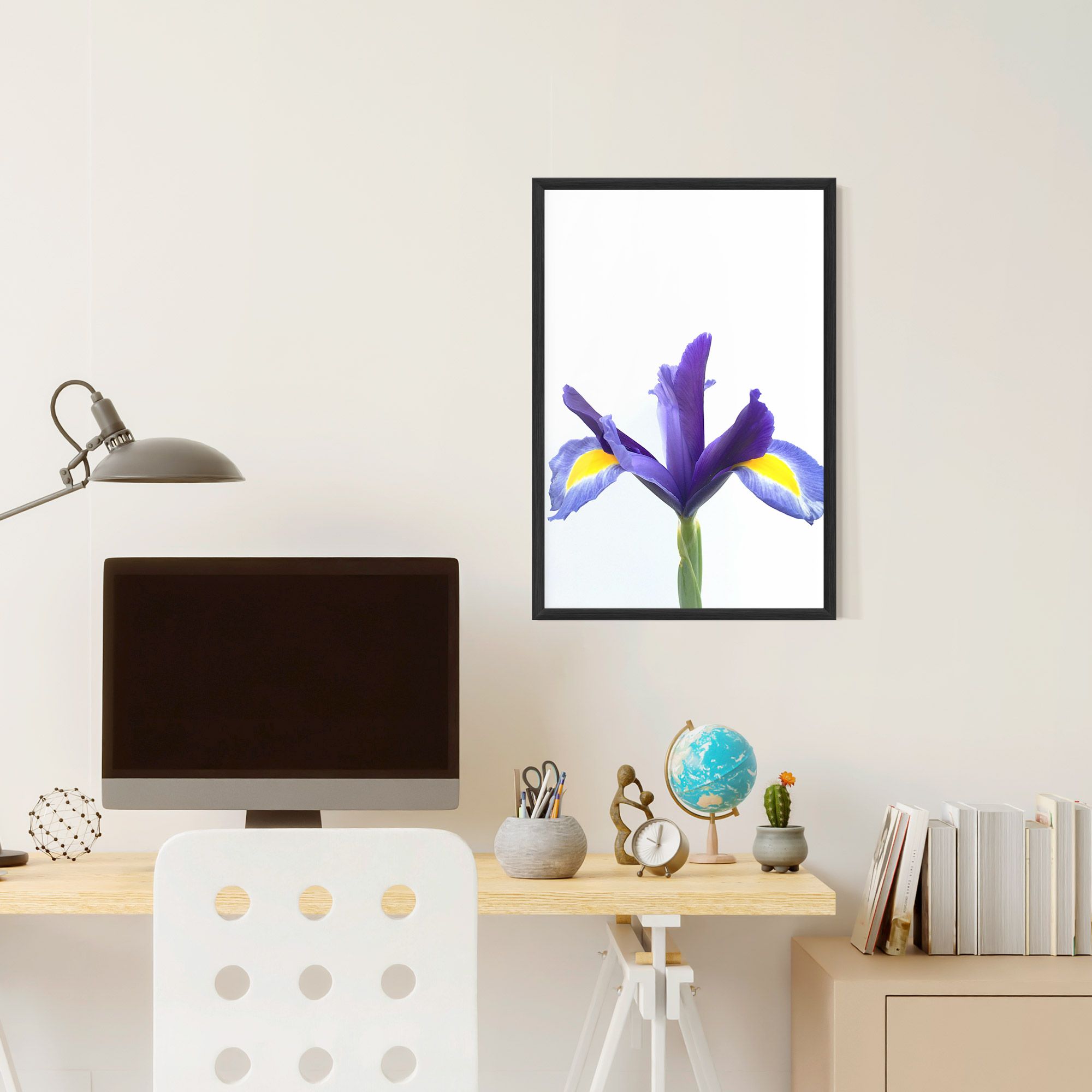 Yellow Color Iris mockup 6