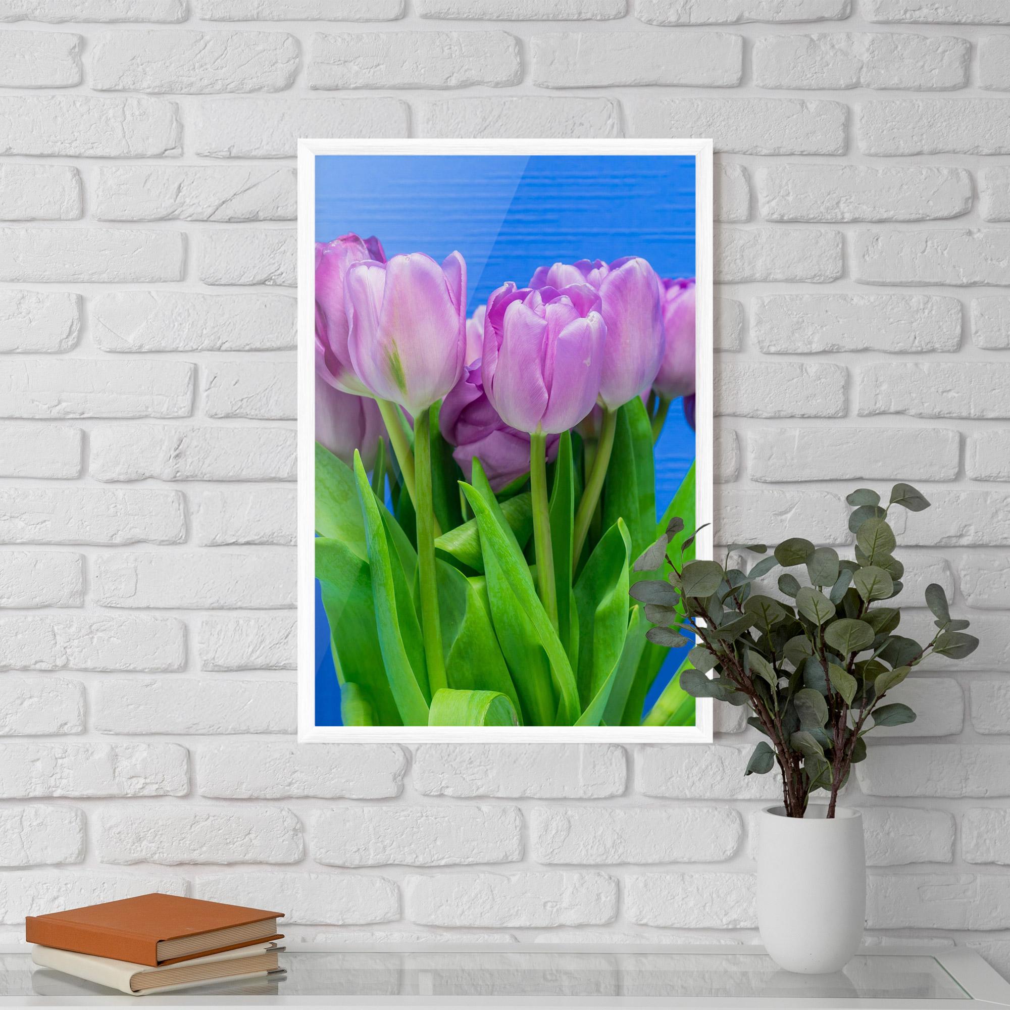 Poster Înrămat Purple Tulips On Blue mockup 5