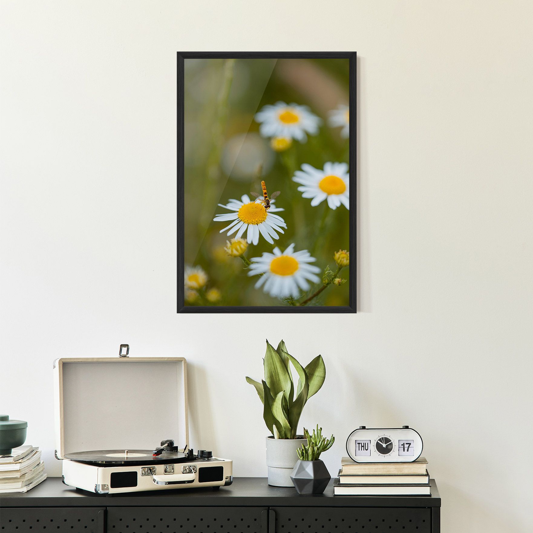 Bug On Small Daisy mockup 2