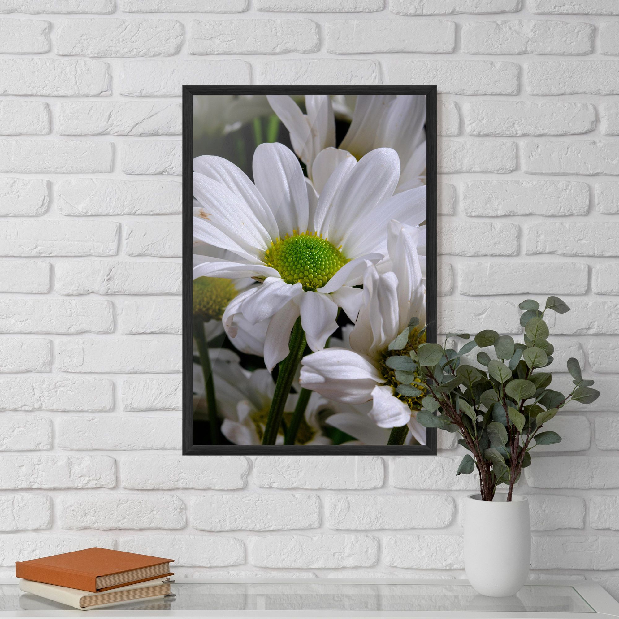 Green Middle Daisy View mockup 5