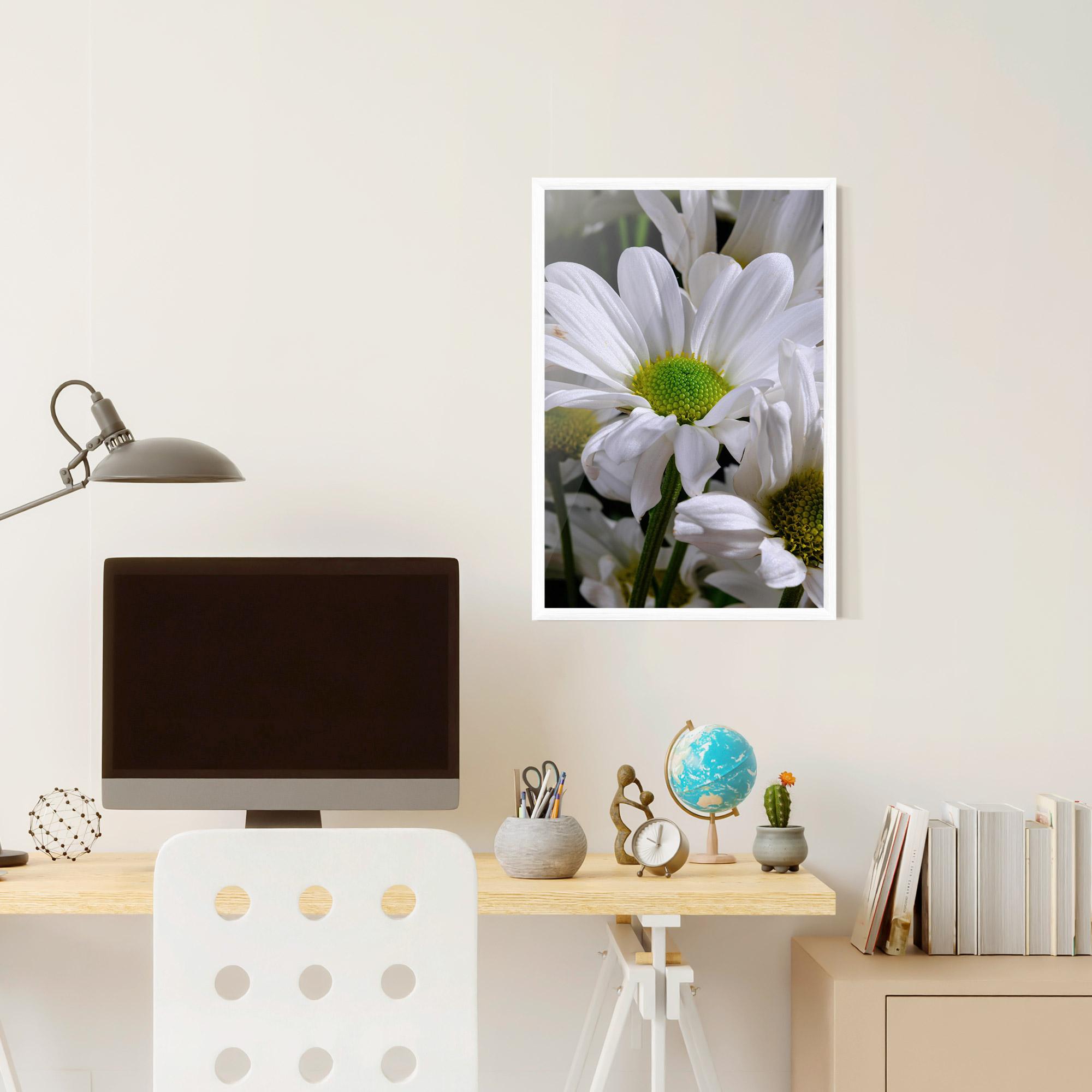 Poster Înrămat Green Middle Daisy View mockup 6