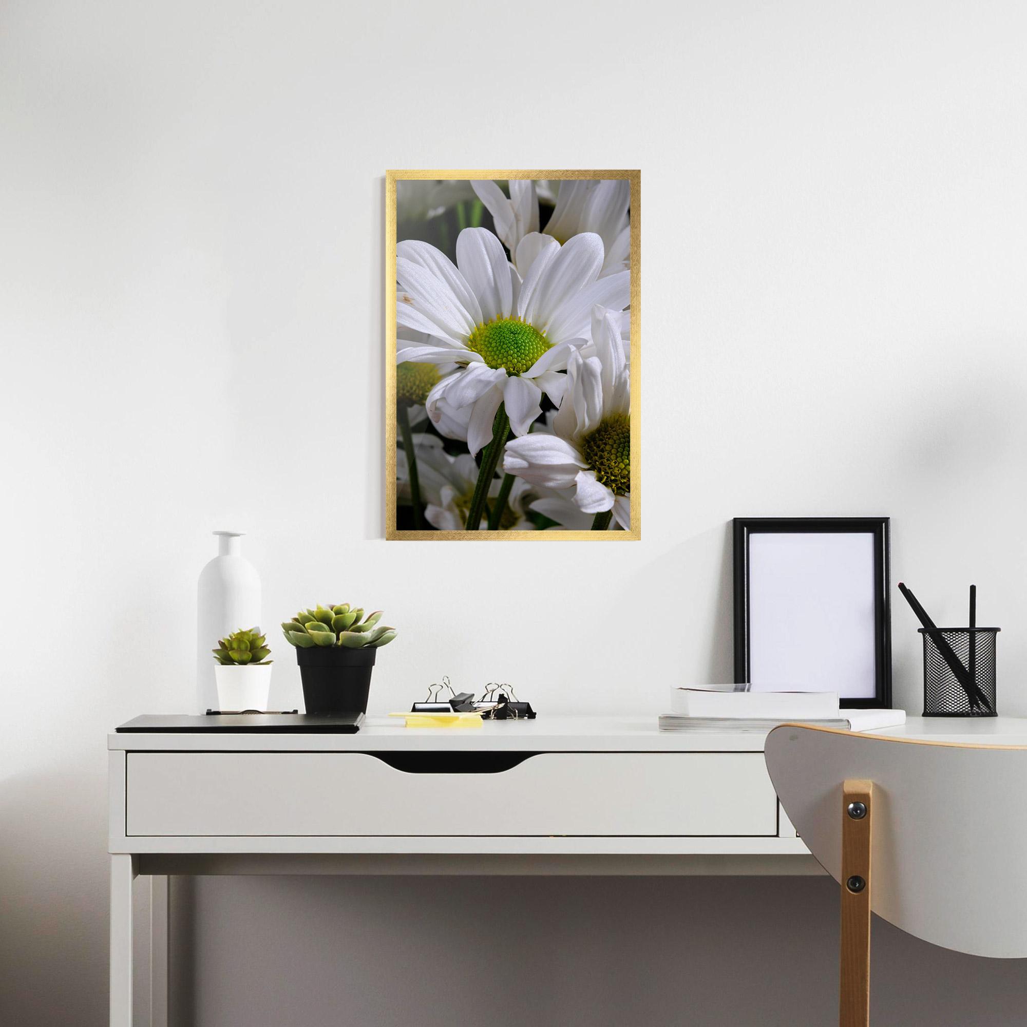 Poster Înrămat Green Middle Daisy View mockup 7