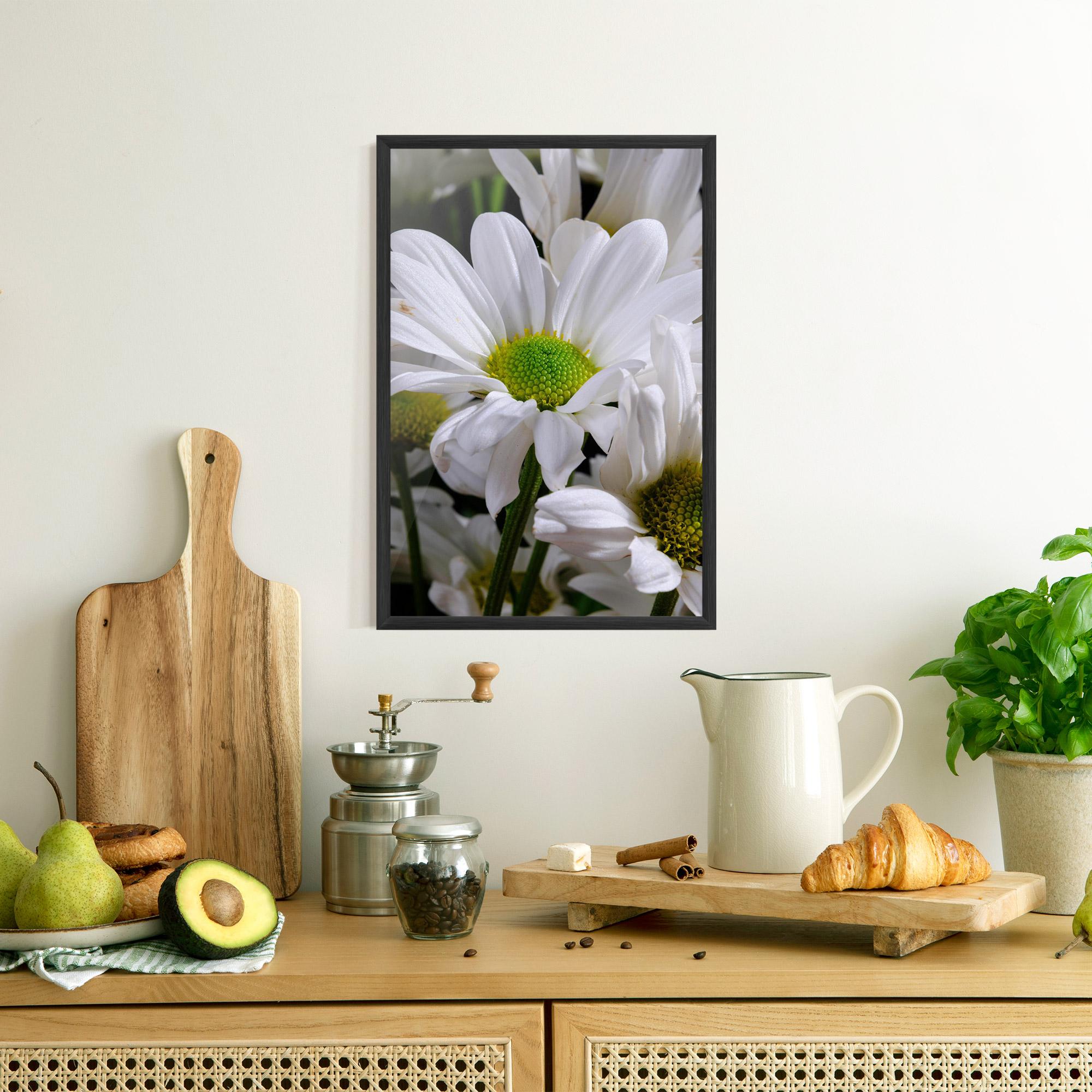 Poster Înrămat Green Middle Daisy View mockup 8