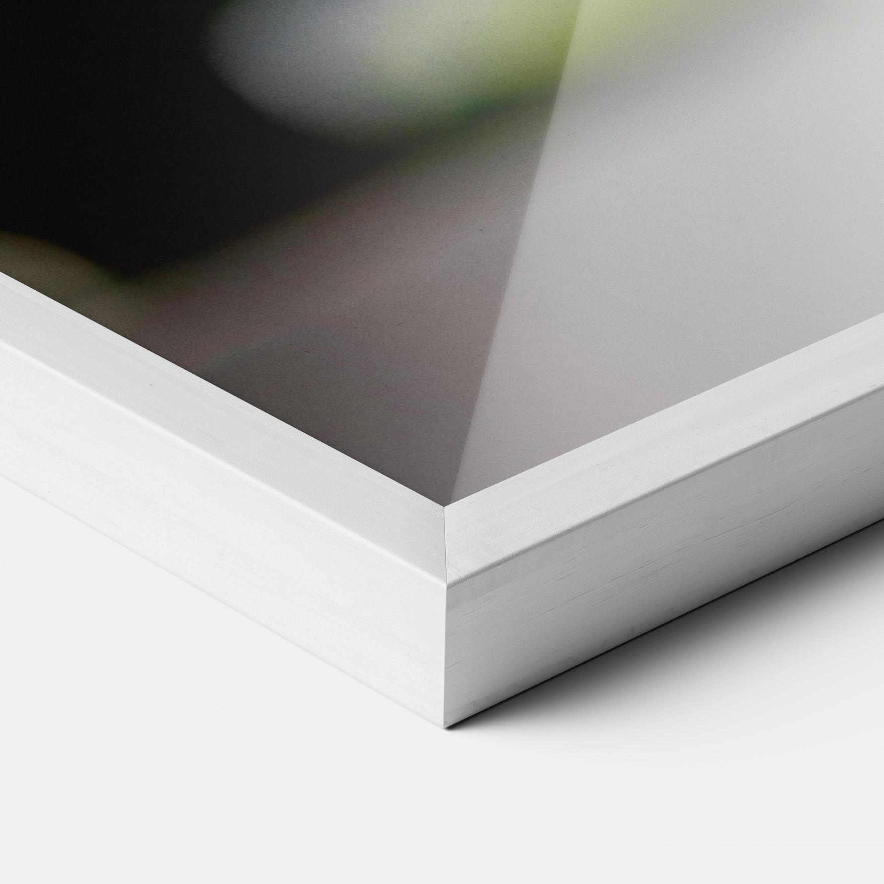 Poster Înrămat White Orchid With Water mockup 3