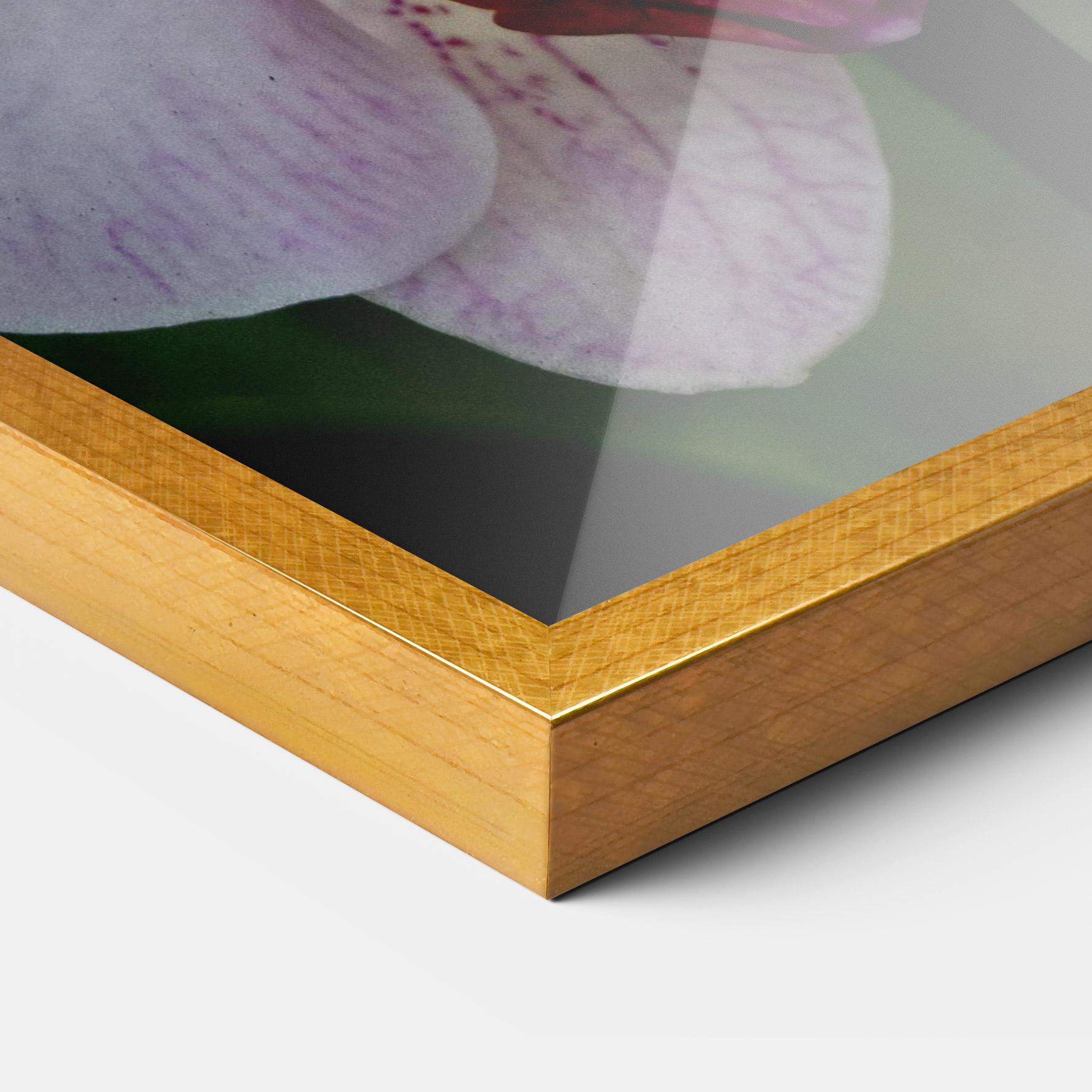 Poster Înrămat Garden Light Purple Orchid mockup 3