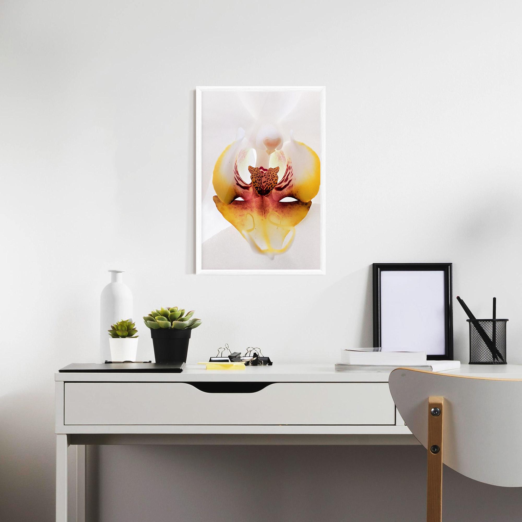 Poster Înrămat Orchid Close Up mockup 7