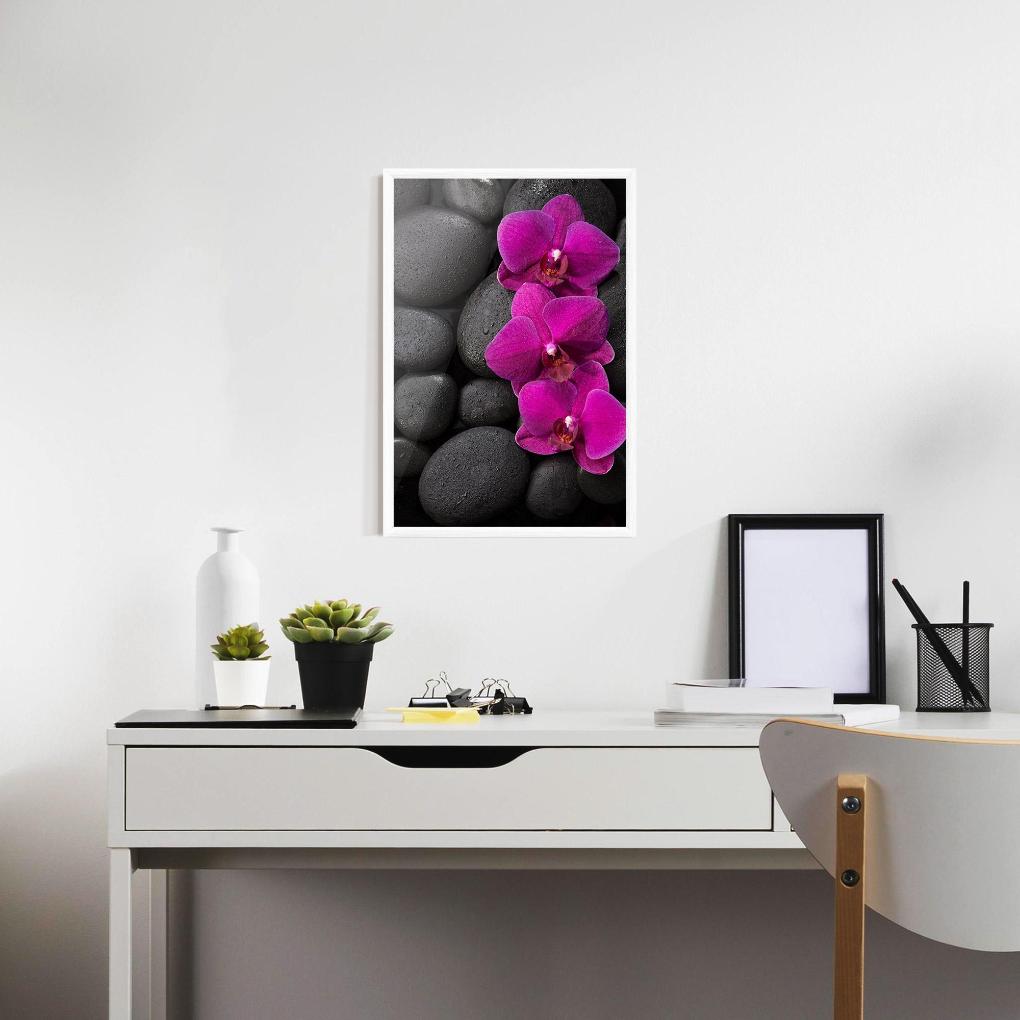 Poster Înrămat Purple Orchid On Rocks mockup 7