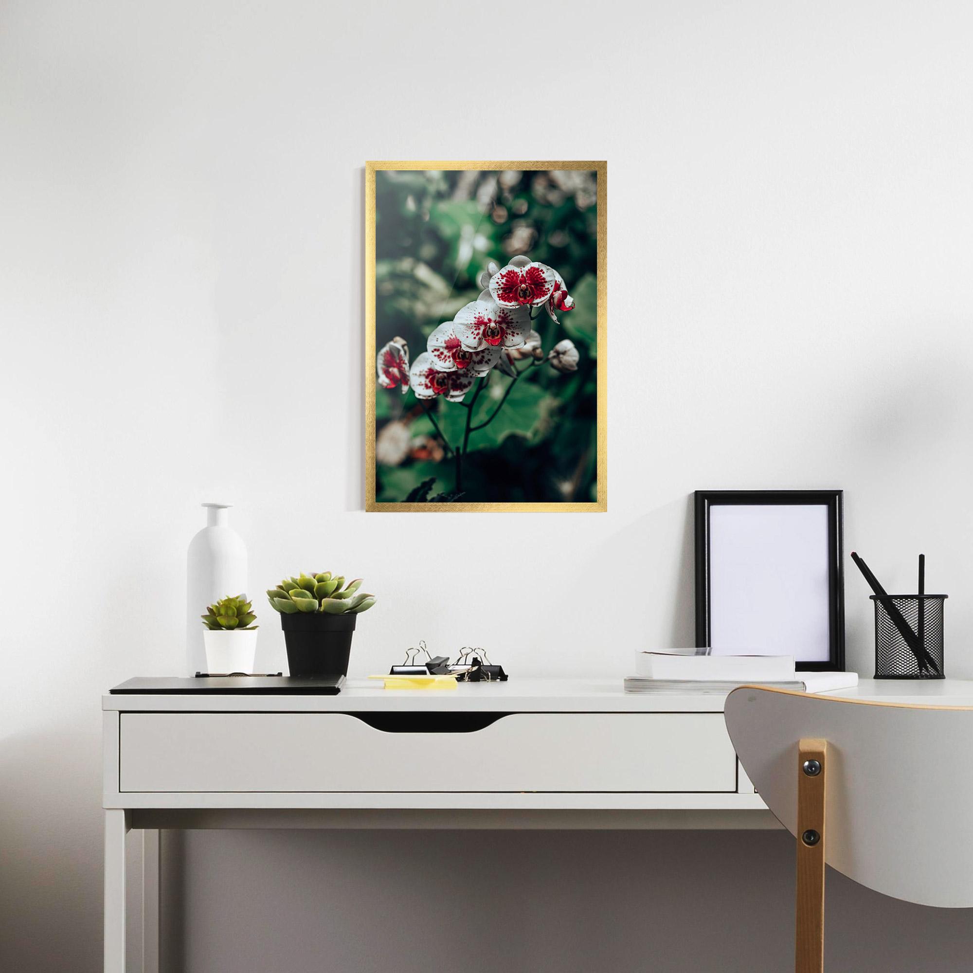 Poster Înrămat White Red Orchid mockup 7