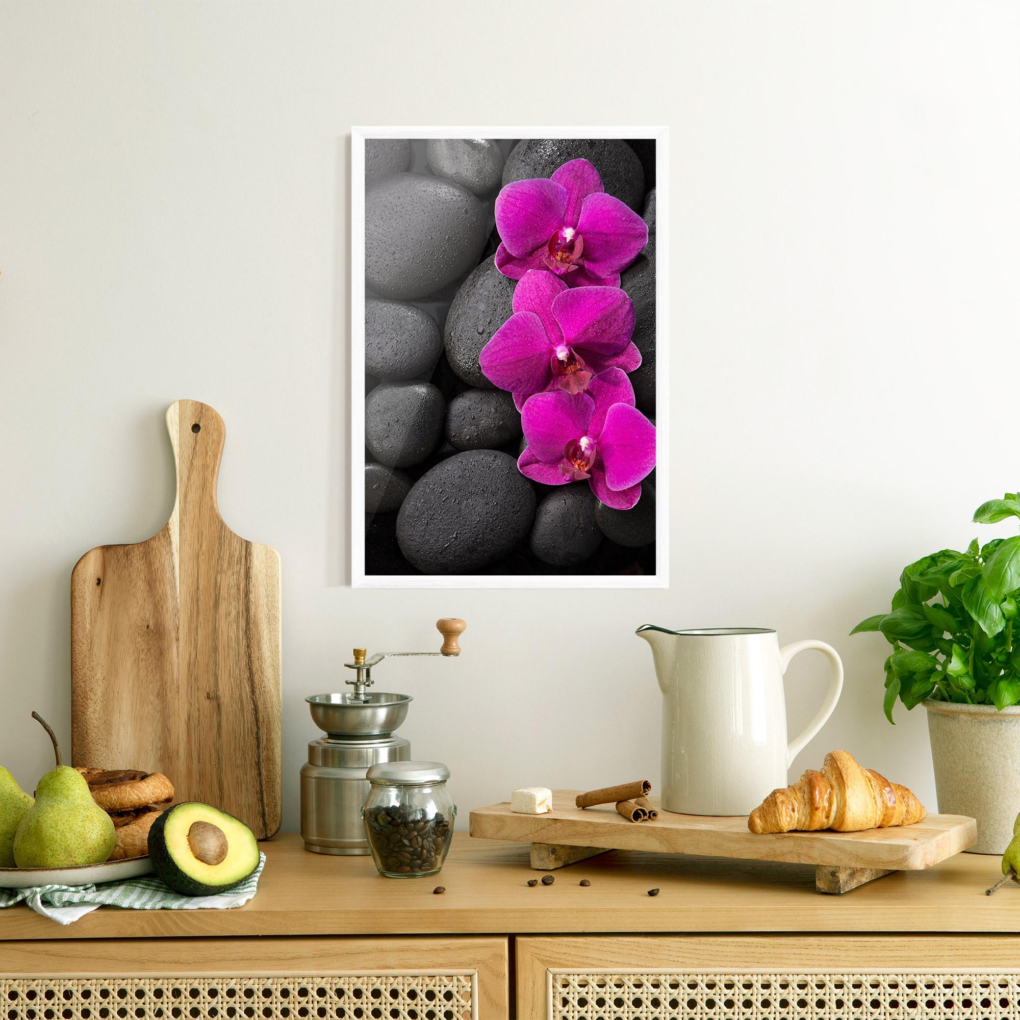Poster Înrămat Purple Orchid On Rocks mockup 8