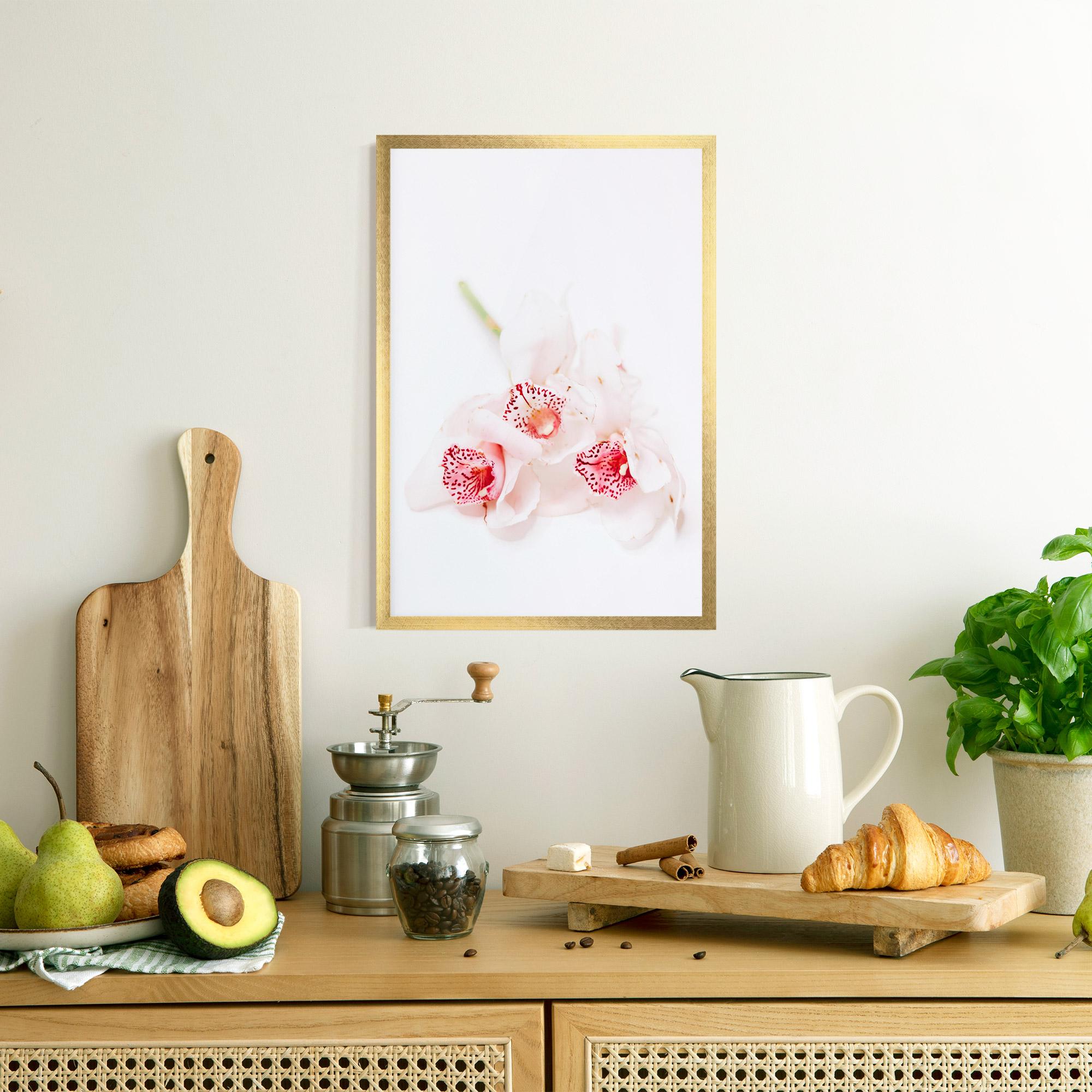 Poster Înrămat White Orchid With Pink mockup 8