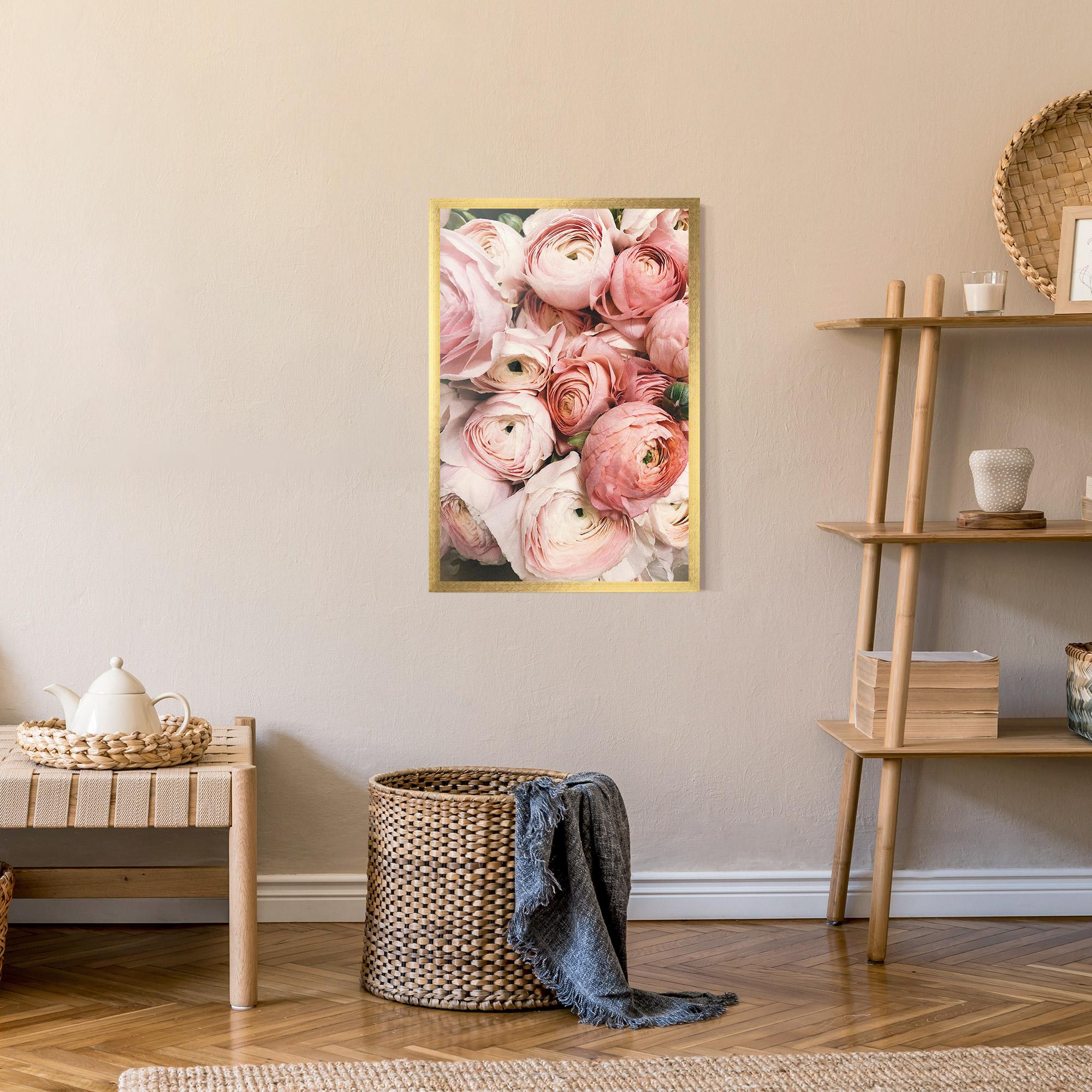 Poster Înrămat Pink Rose Bouquet mockup 9