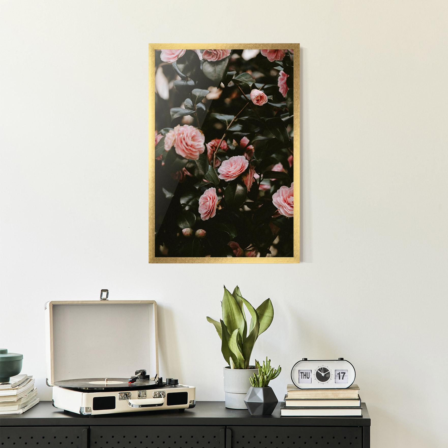 Poster Înrămat Rose Tree mockup 2