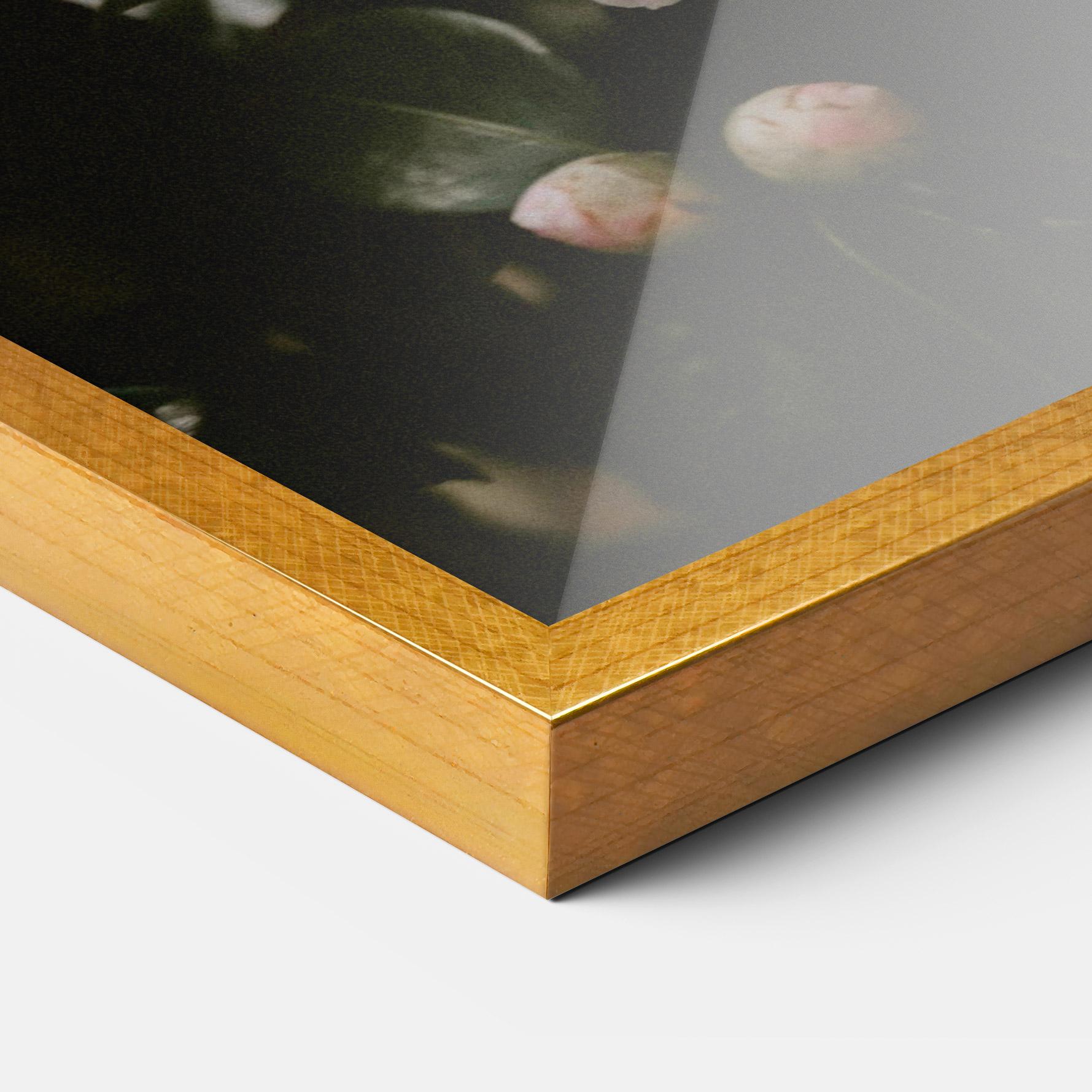 Poster Înrămat Rose Tree mockup 3