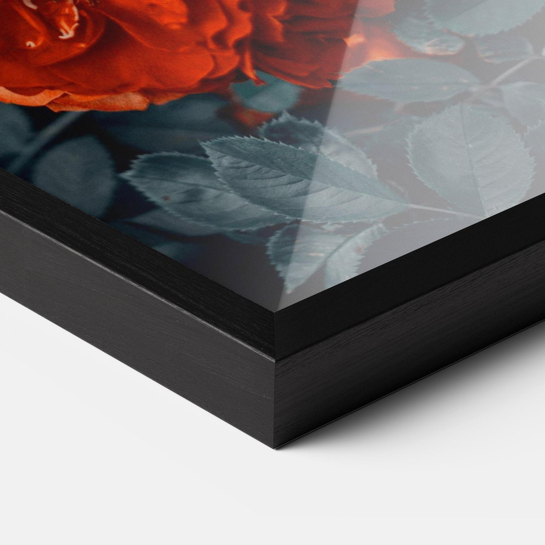 Poster Înrămat Bright Red Rose mockup 3