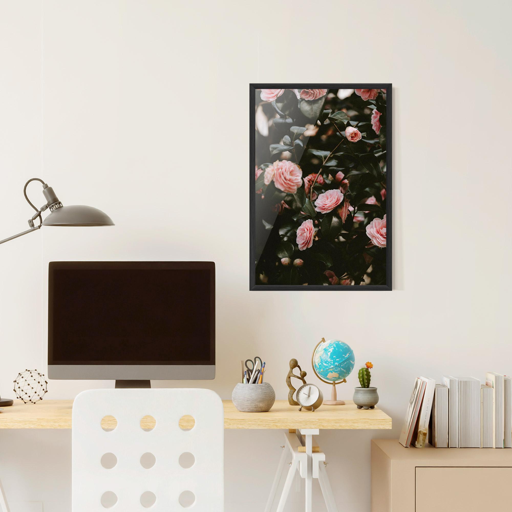 Poster Înrămat Rose Tree mockup 6