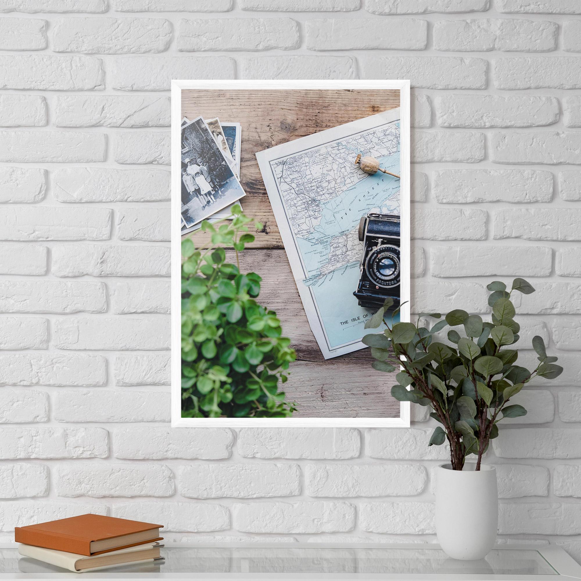 Poster Înrămat Camera Map mockup 5