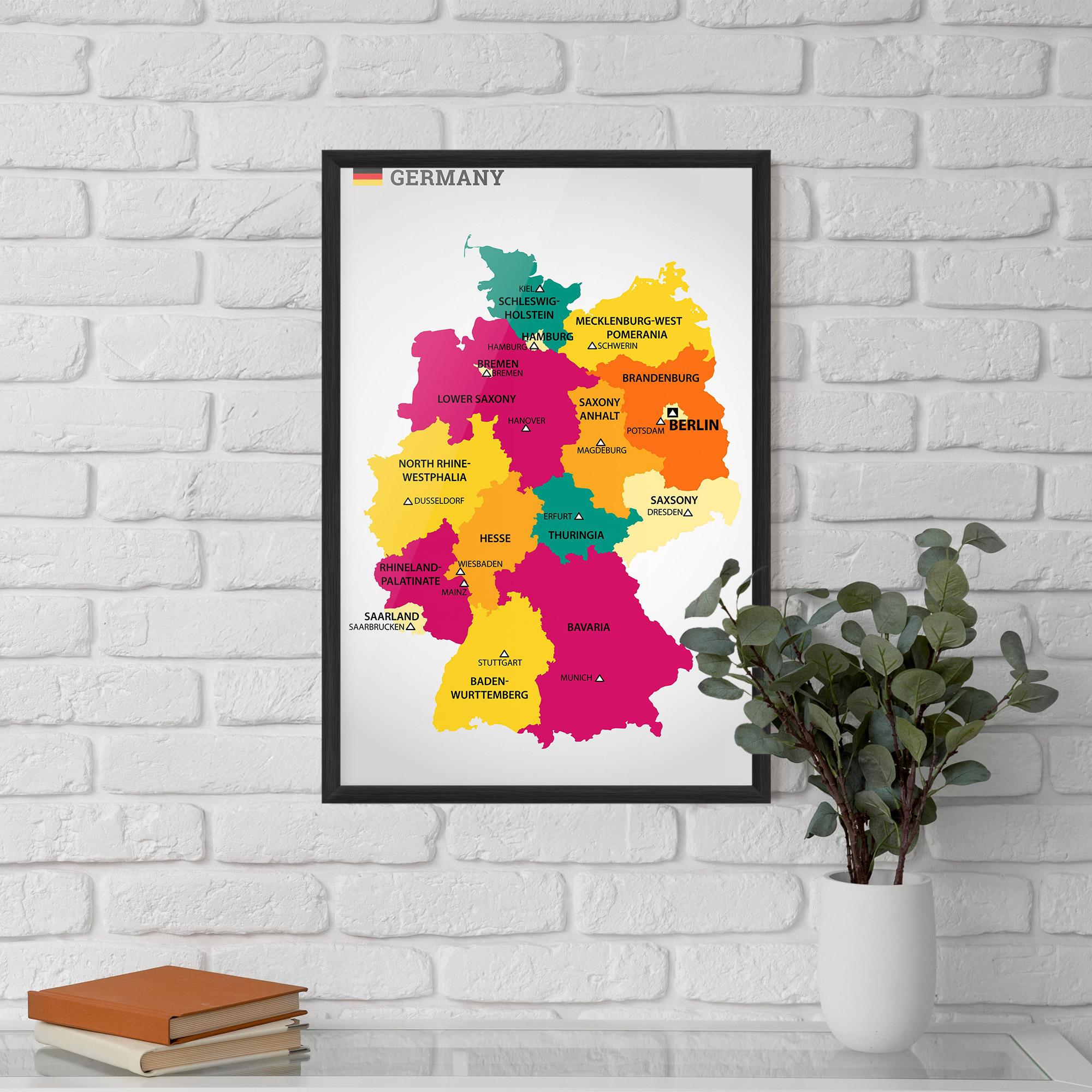 Poster Înrămat Germany Color Map mockup 5