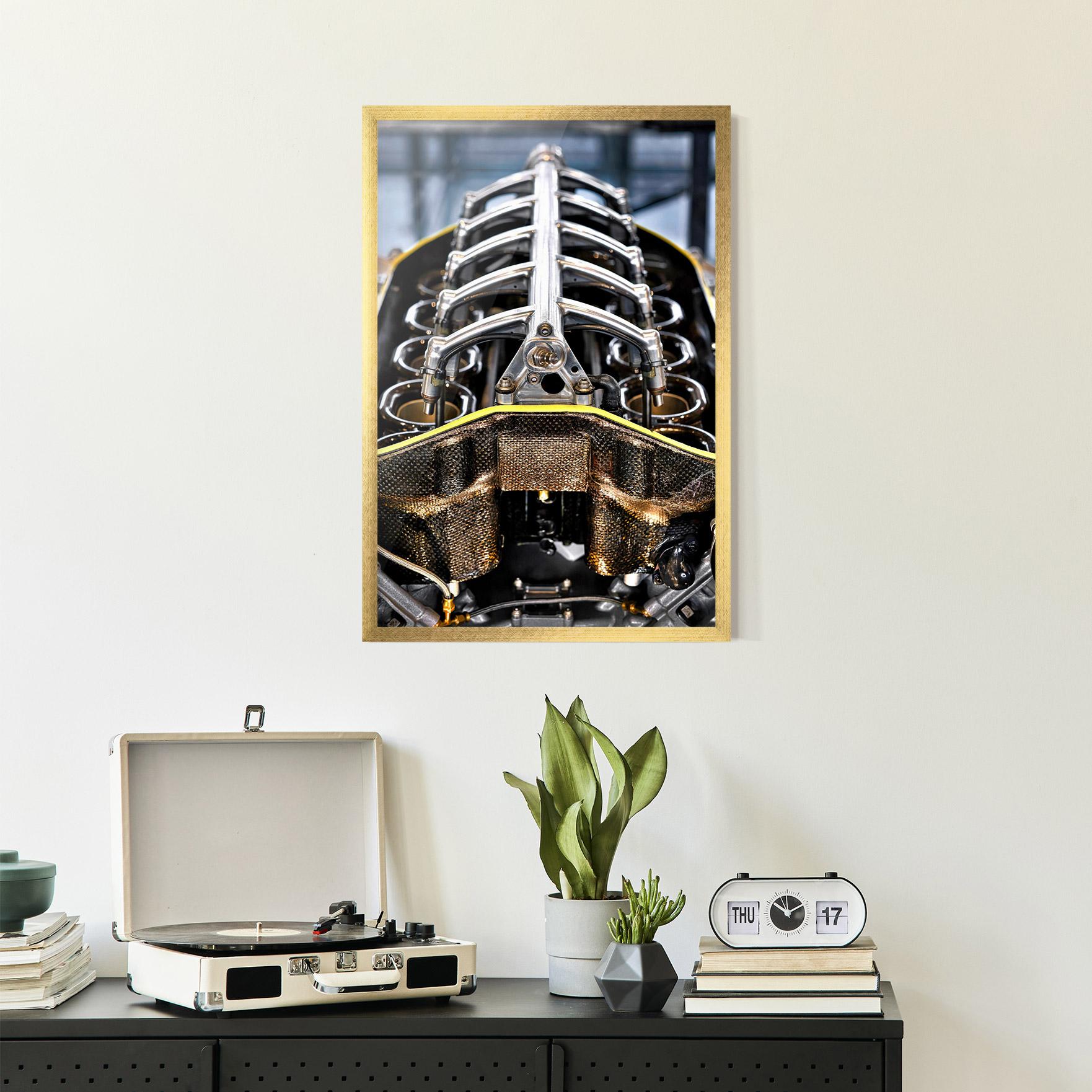 Poster Înrămat Engine mockup 2