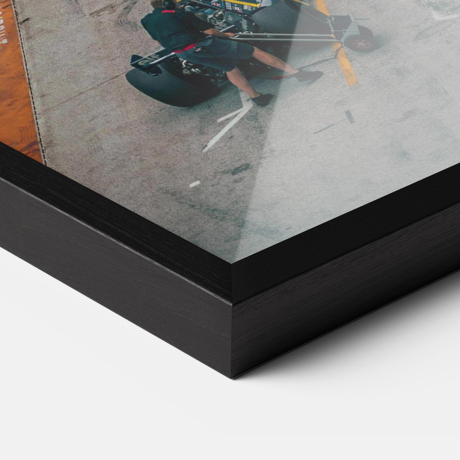 Poster Înrămat Fromula 1 Cars mockup 3