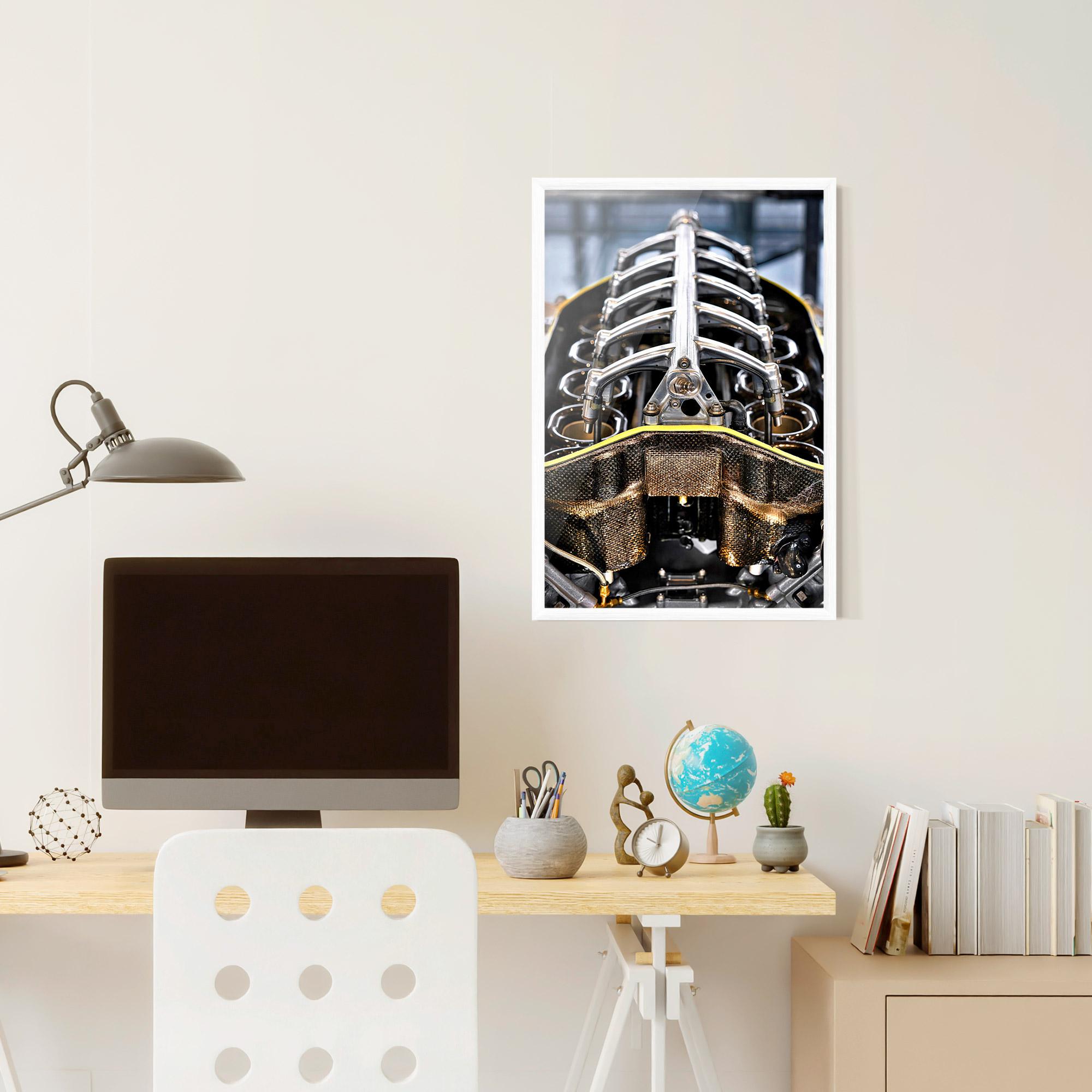 Poster Înrămat Engine mockup 6