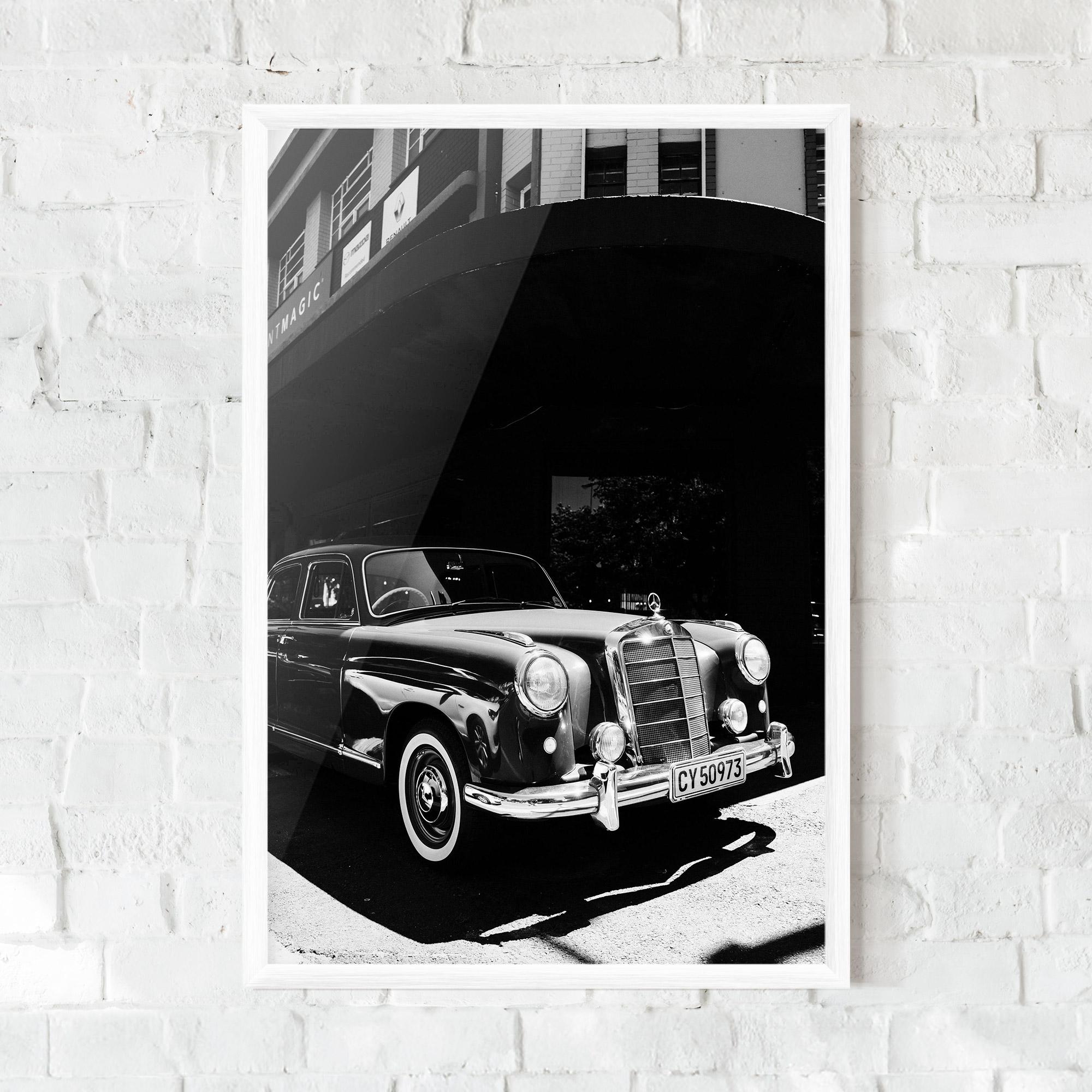 Poster Înrămat Old Black Car mockup 0