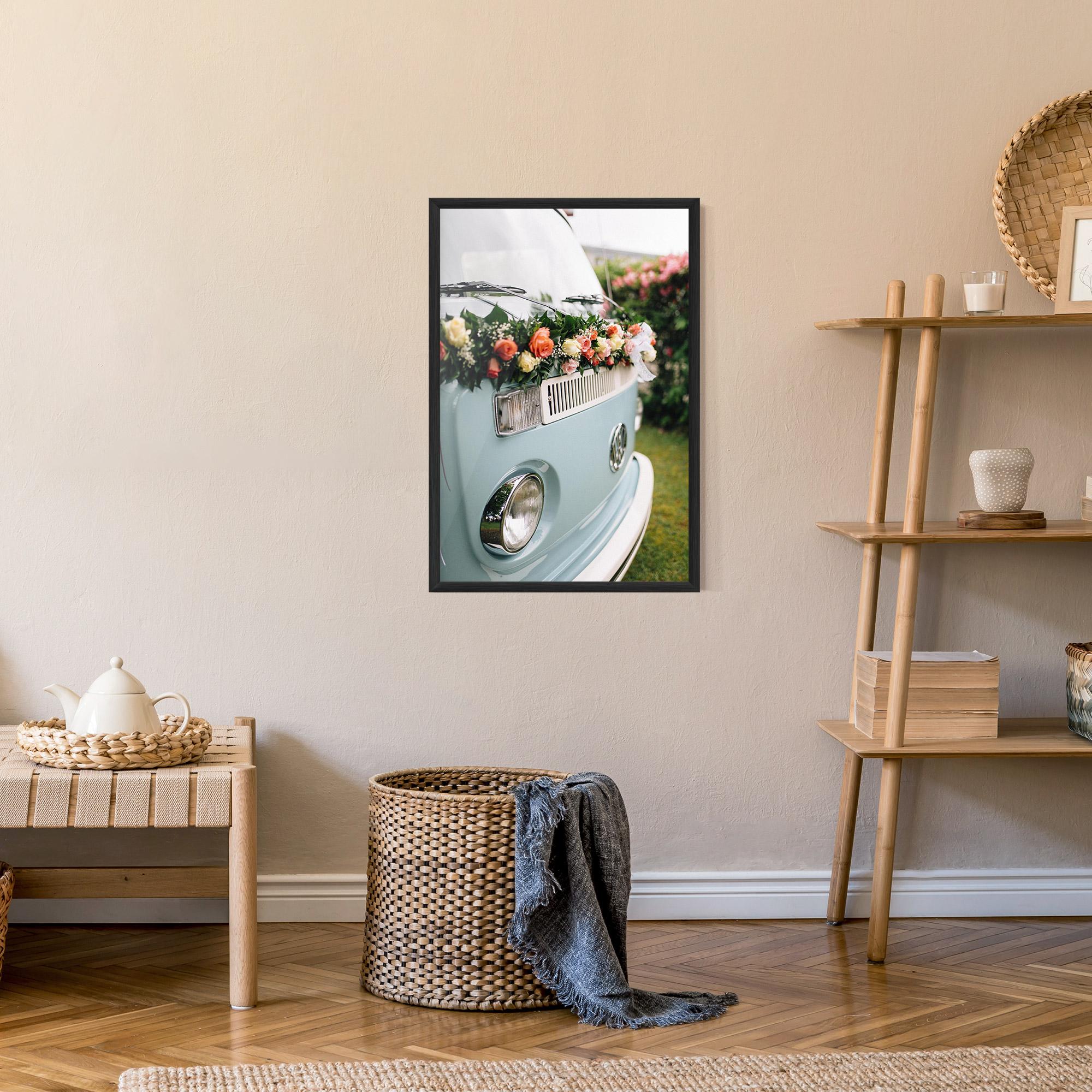 Poster Înrămat Vintage Rose Van mockup 9