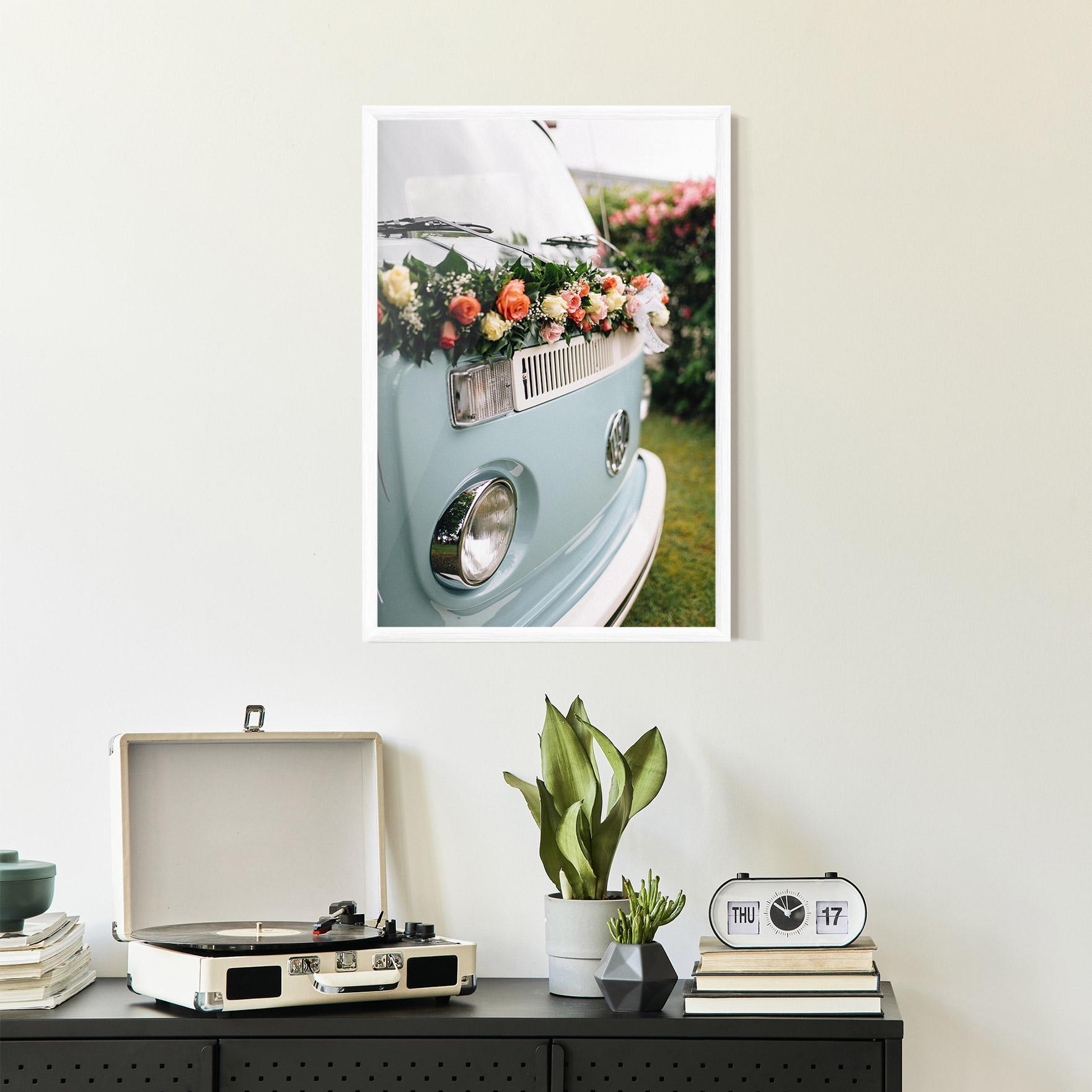 Poster Înrămat Vintage Rose Van mockup 2
