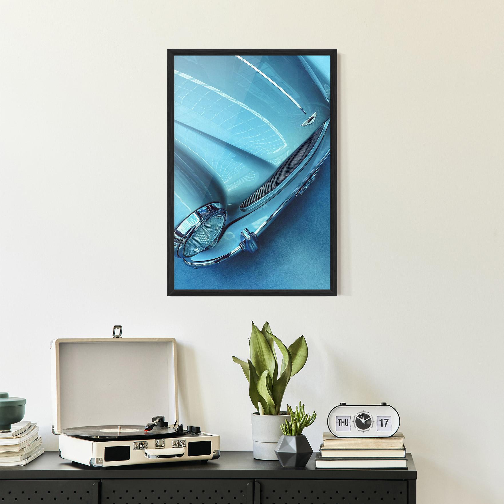 Poster Înrămat Blue Light Car mockup 2
