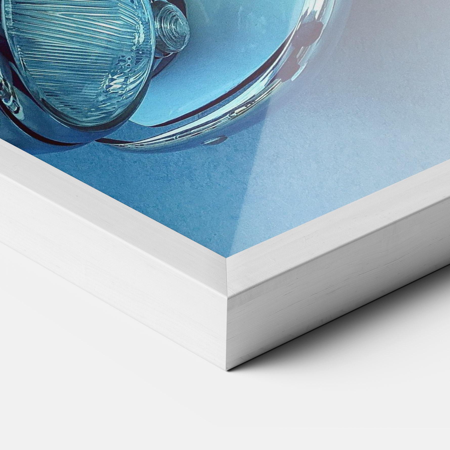 Poster Înrămat Blue Light Car mockup 3