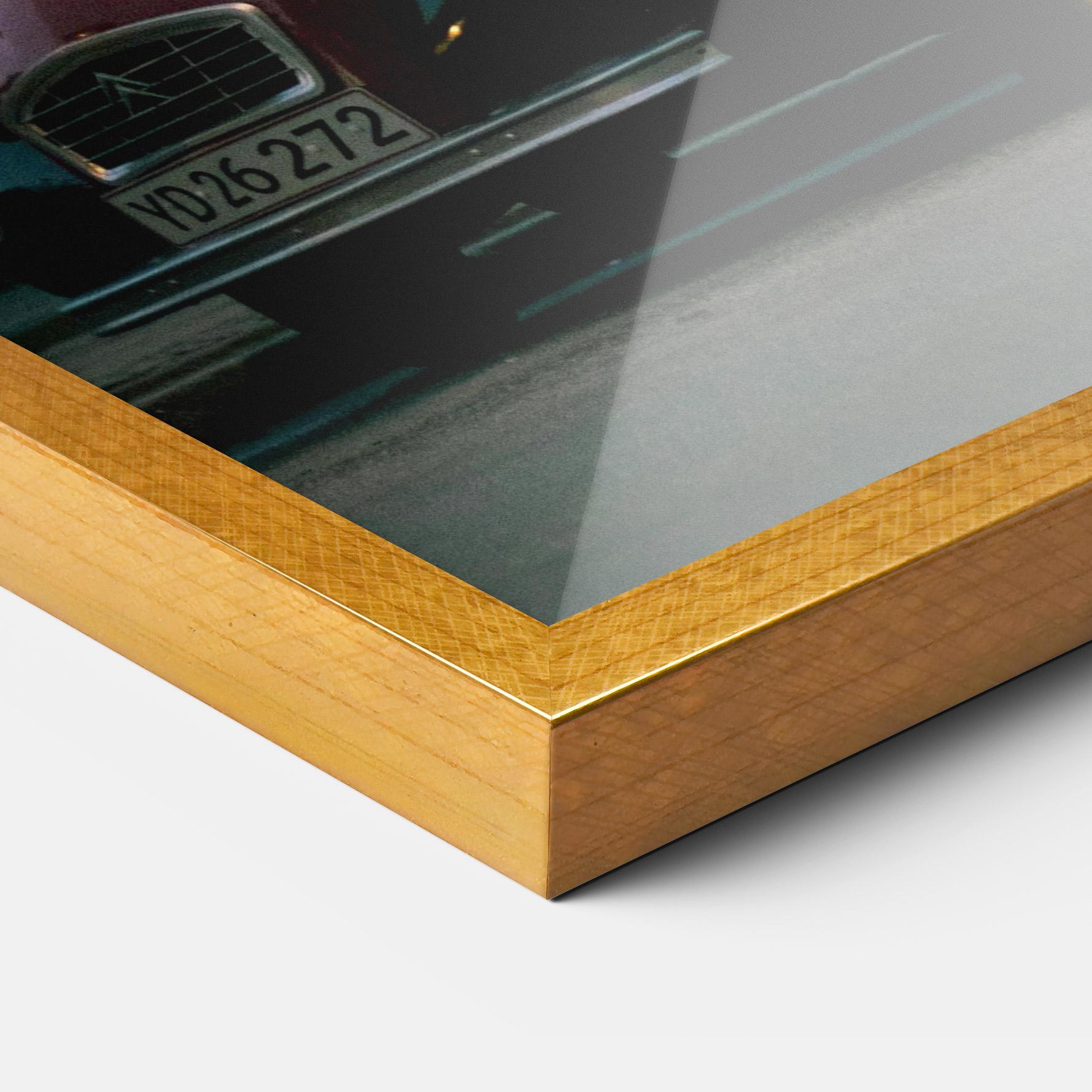 Poster Înrămat Beautiful Old Car mockup 3