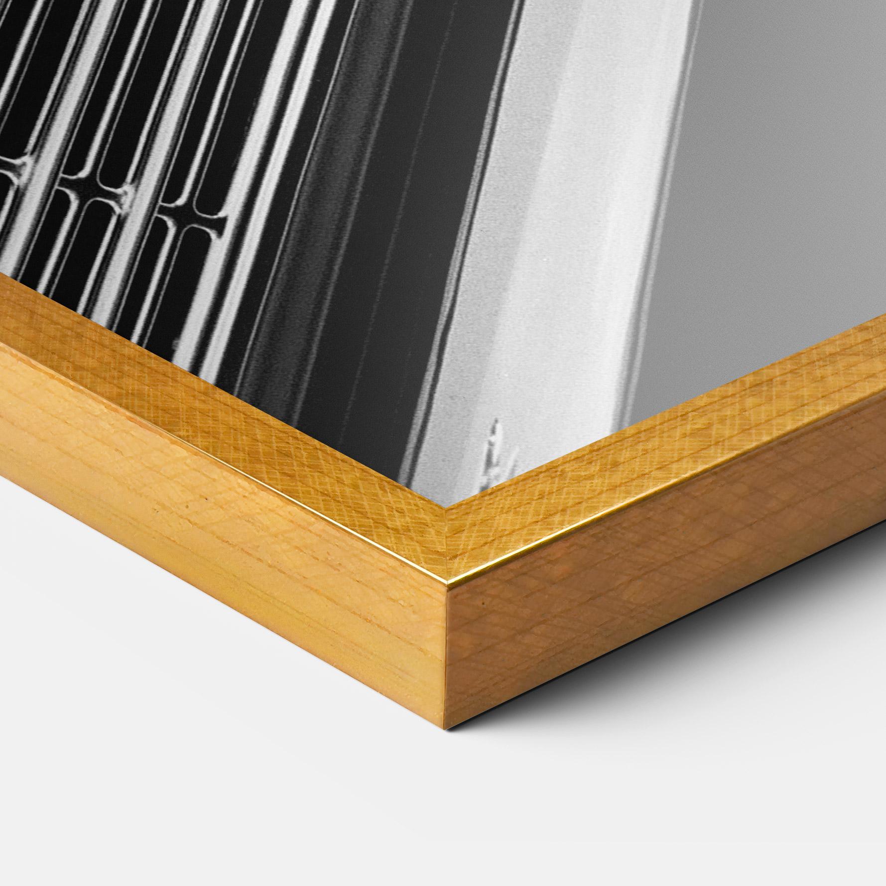 Poster Înrămat Grey Vintage Car mockup 3