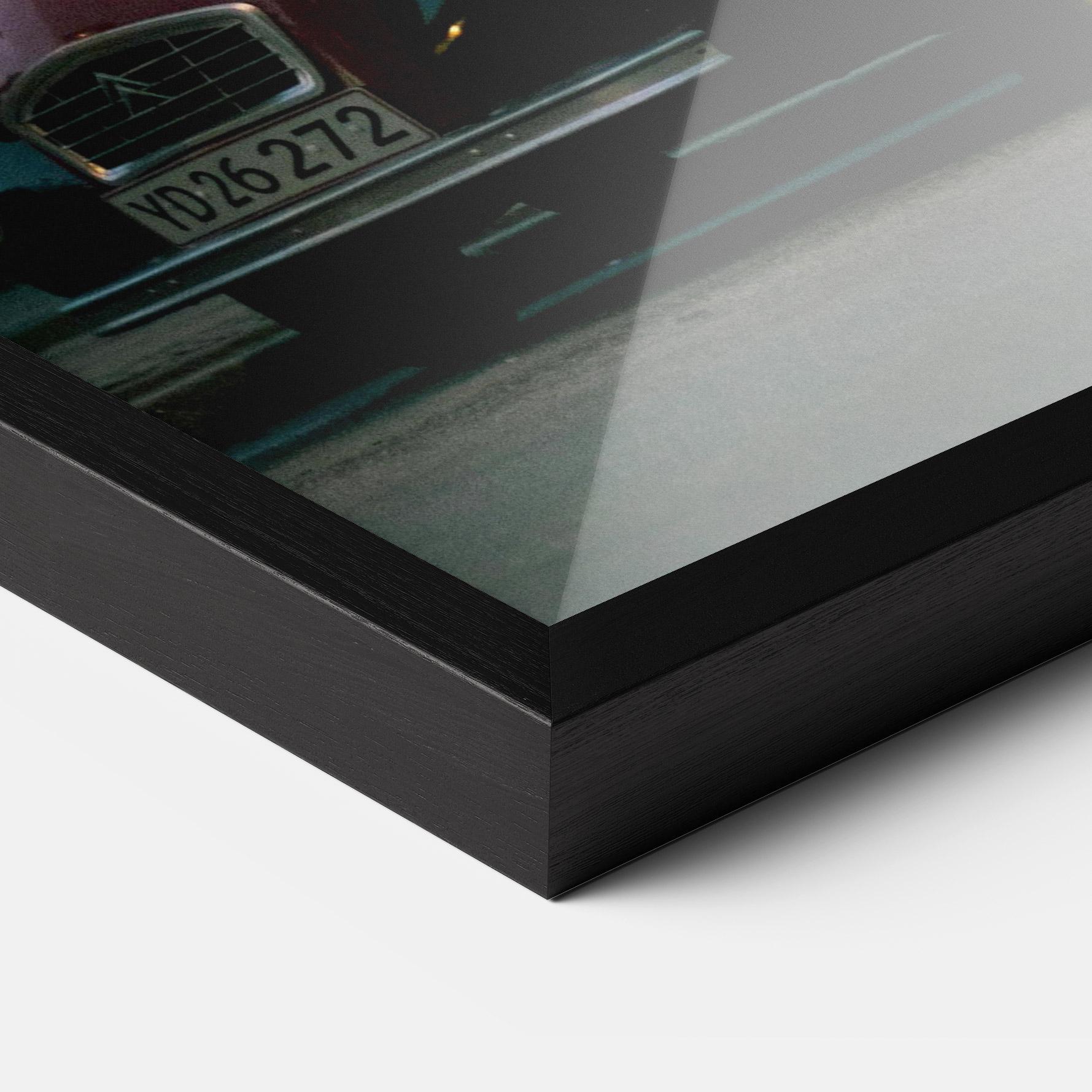 Poster Înrămat Beautiful Old Car mockup 3