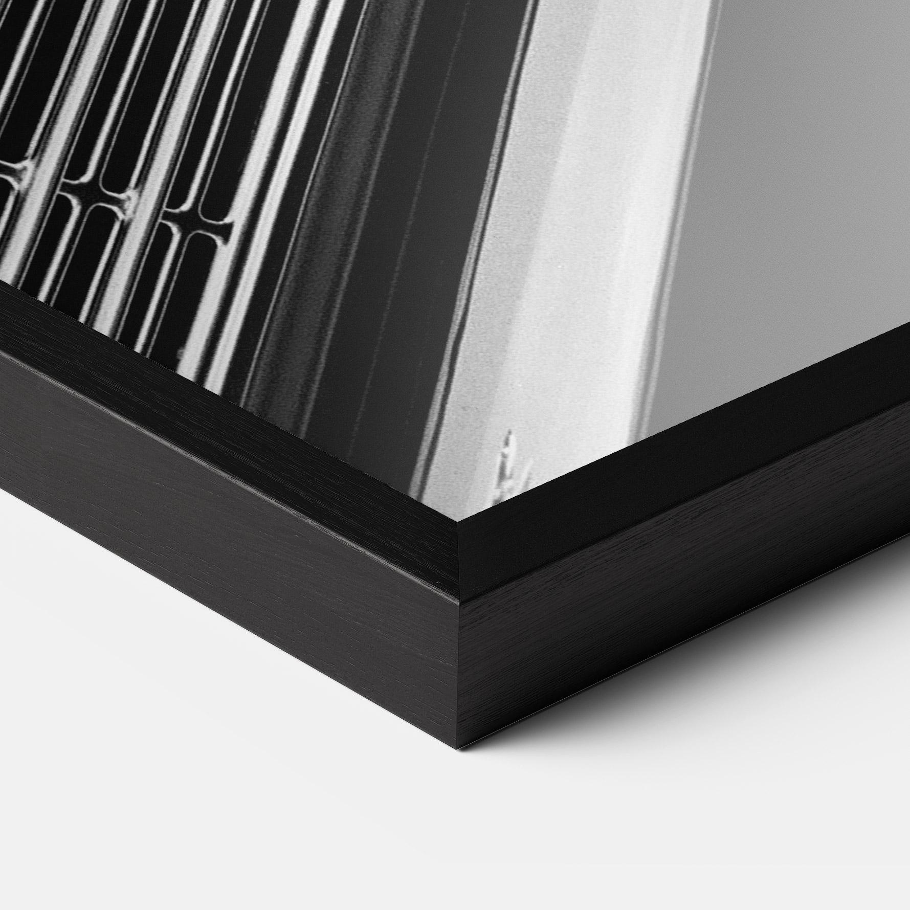 Poster Înrămat Grey Vintage Car mockup 3