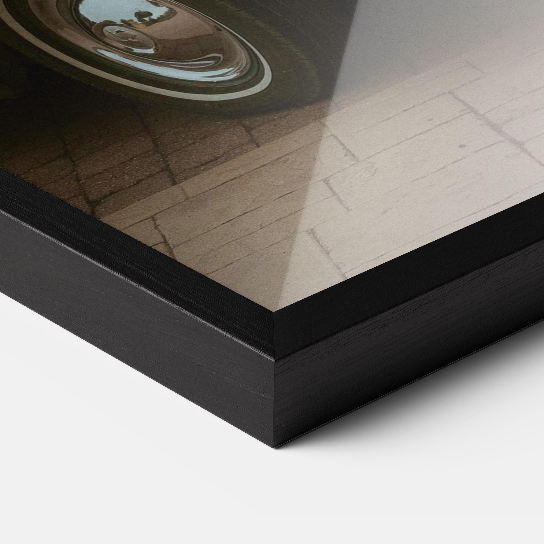 Poster Înrămat Vintage Lady Car mockup 3