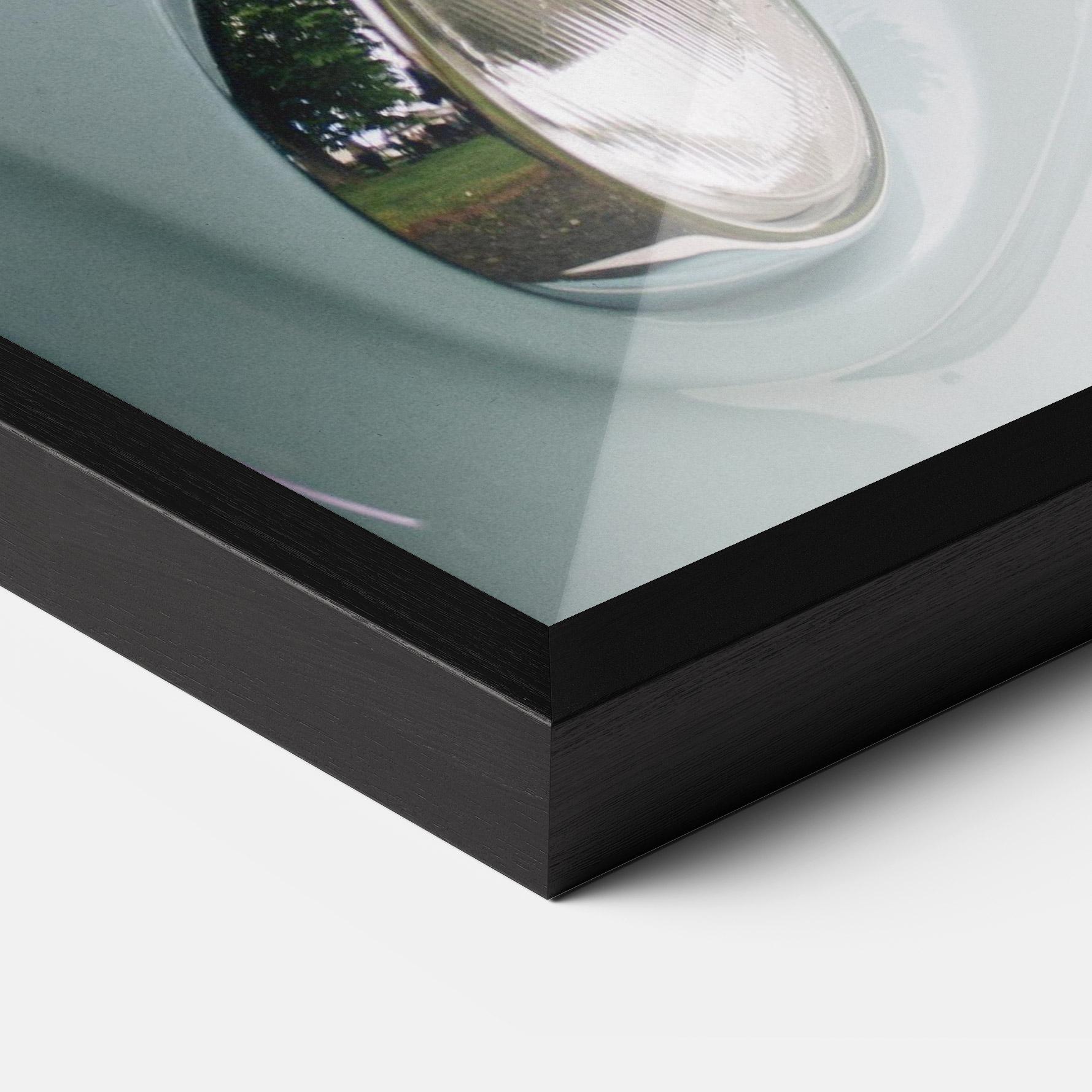 Poster Înrămat Vintage Rose Van mockup 3