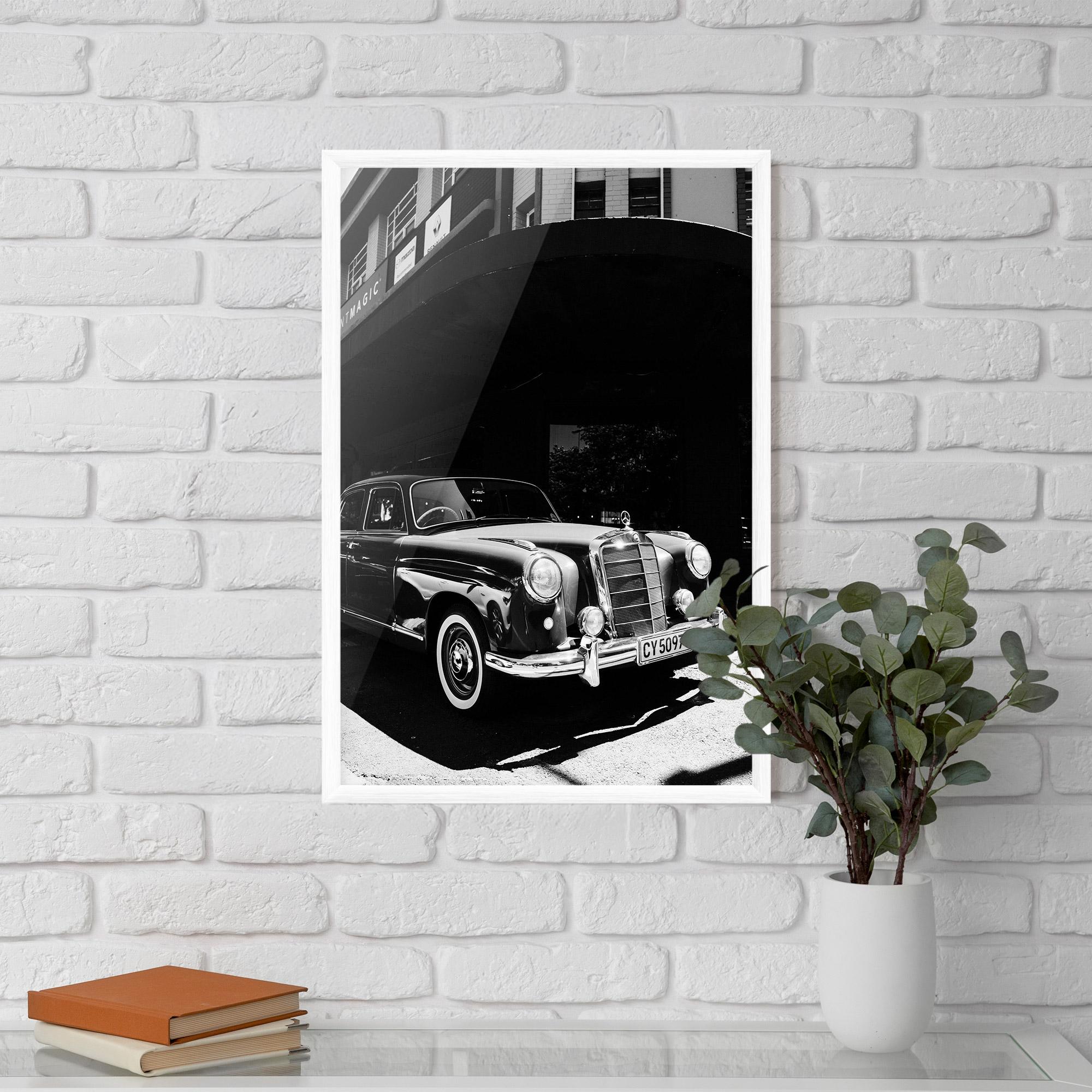 Poster Înrămat Old Black Car mockup 5