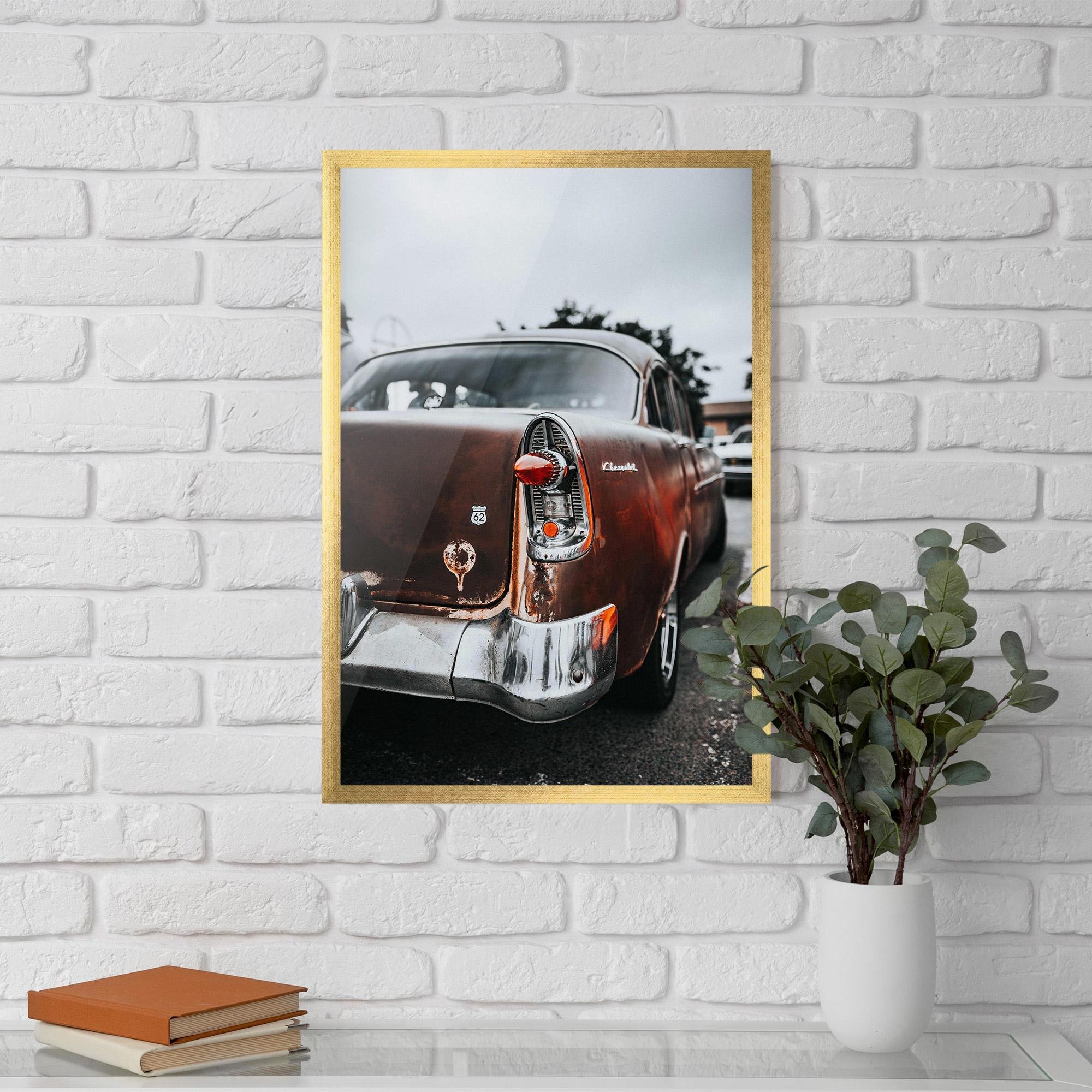Poster Înrămat Car Old Brown mockup 5