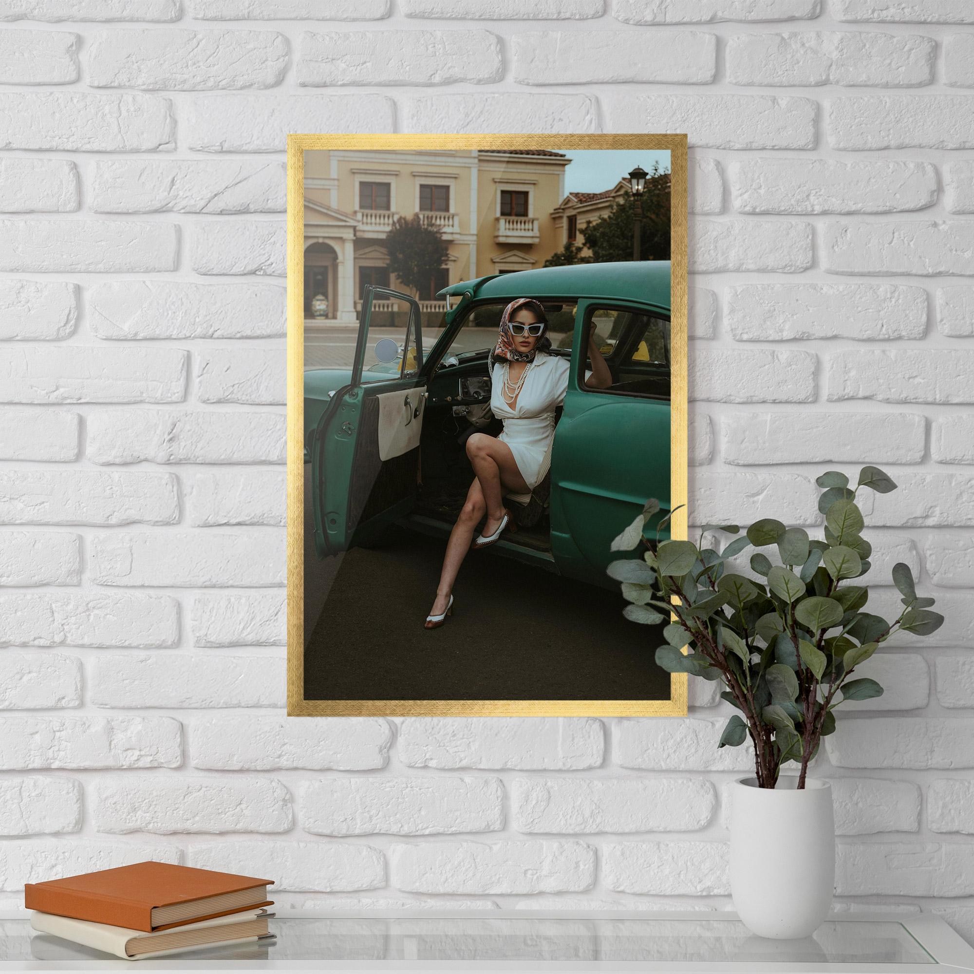 Poster Înrămat Lady Vintage Cat mockup 5