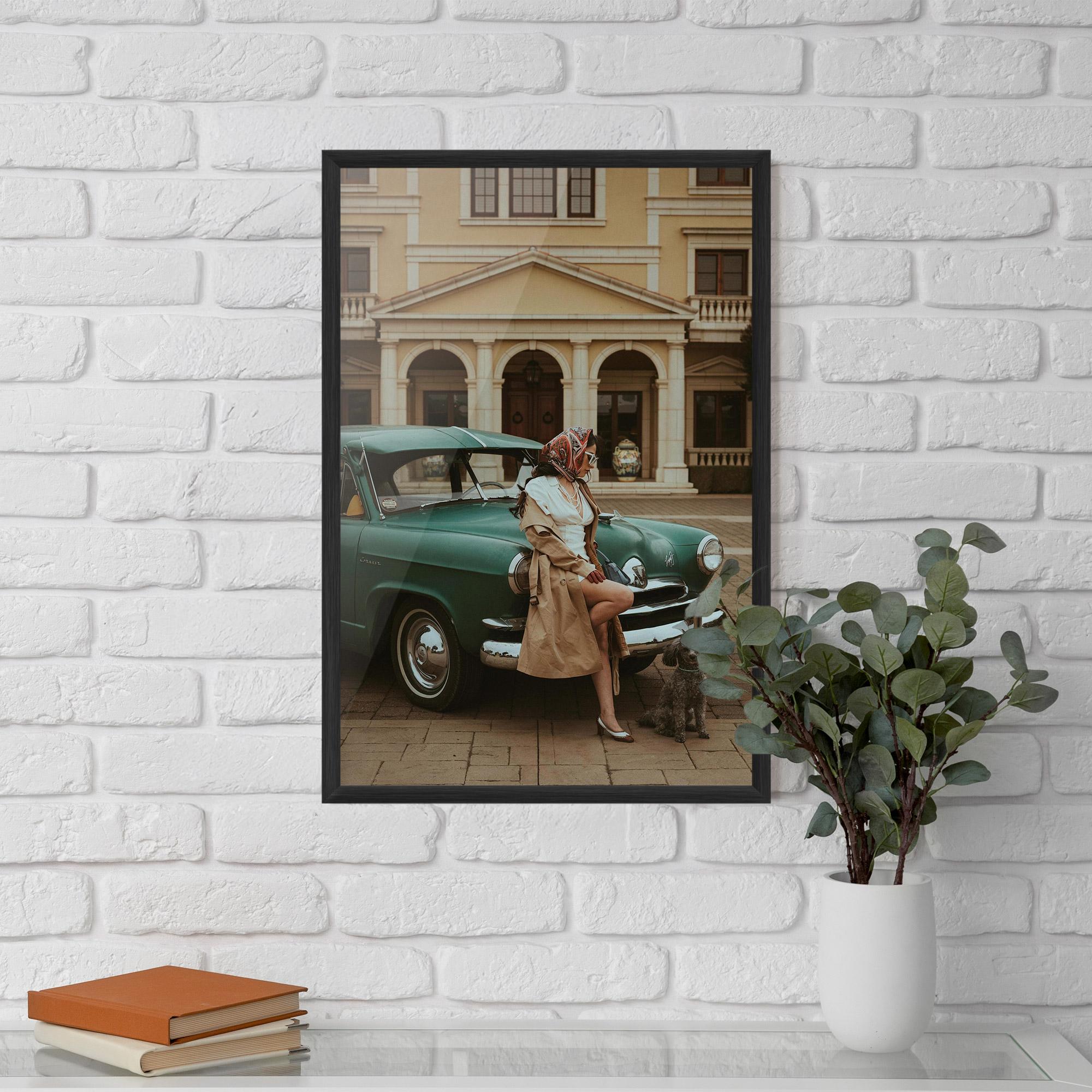 Poster Înrămat Vintage Lady Car mockup 5